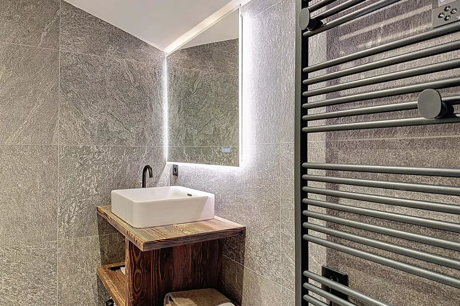 Chalet Shangri-La in la Rosière - Badkamer