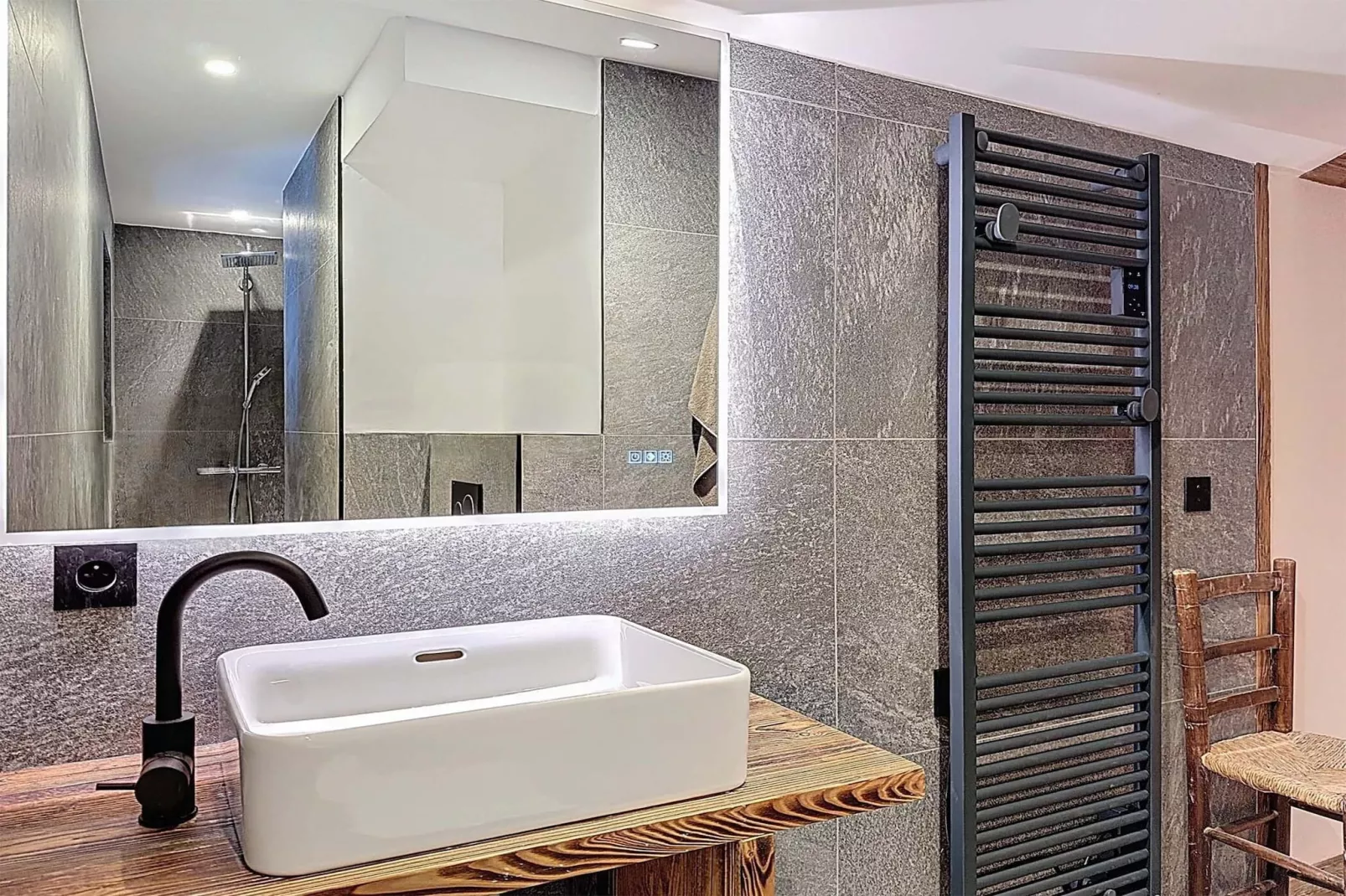 Chalet Shangri-La in la Rosière - Badkamer