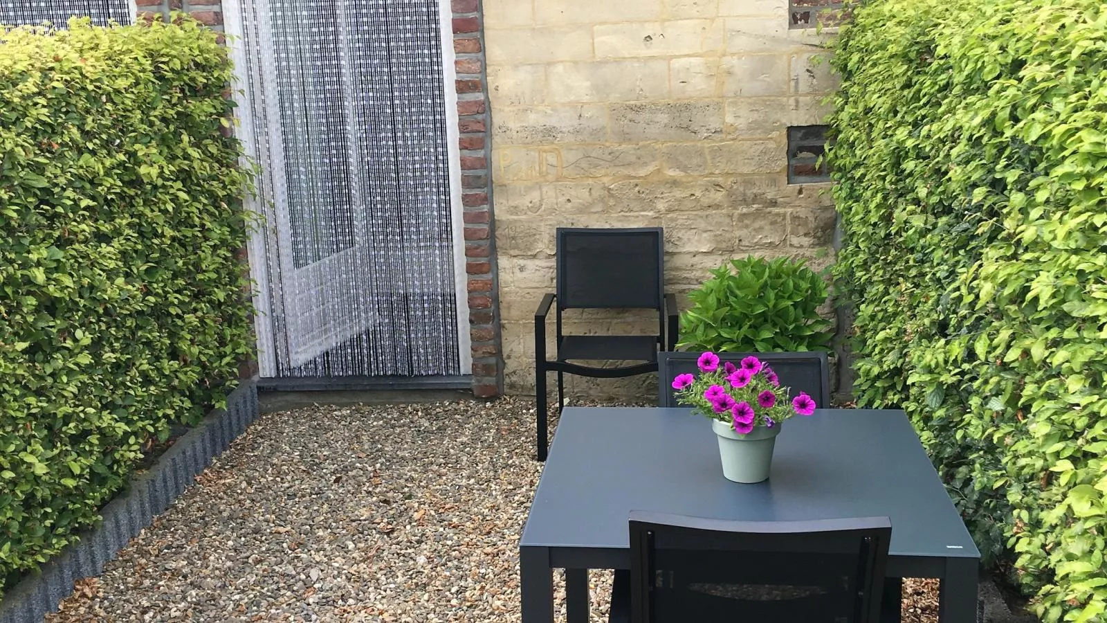 Logeren bij Laura - Buitenkant zomer