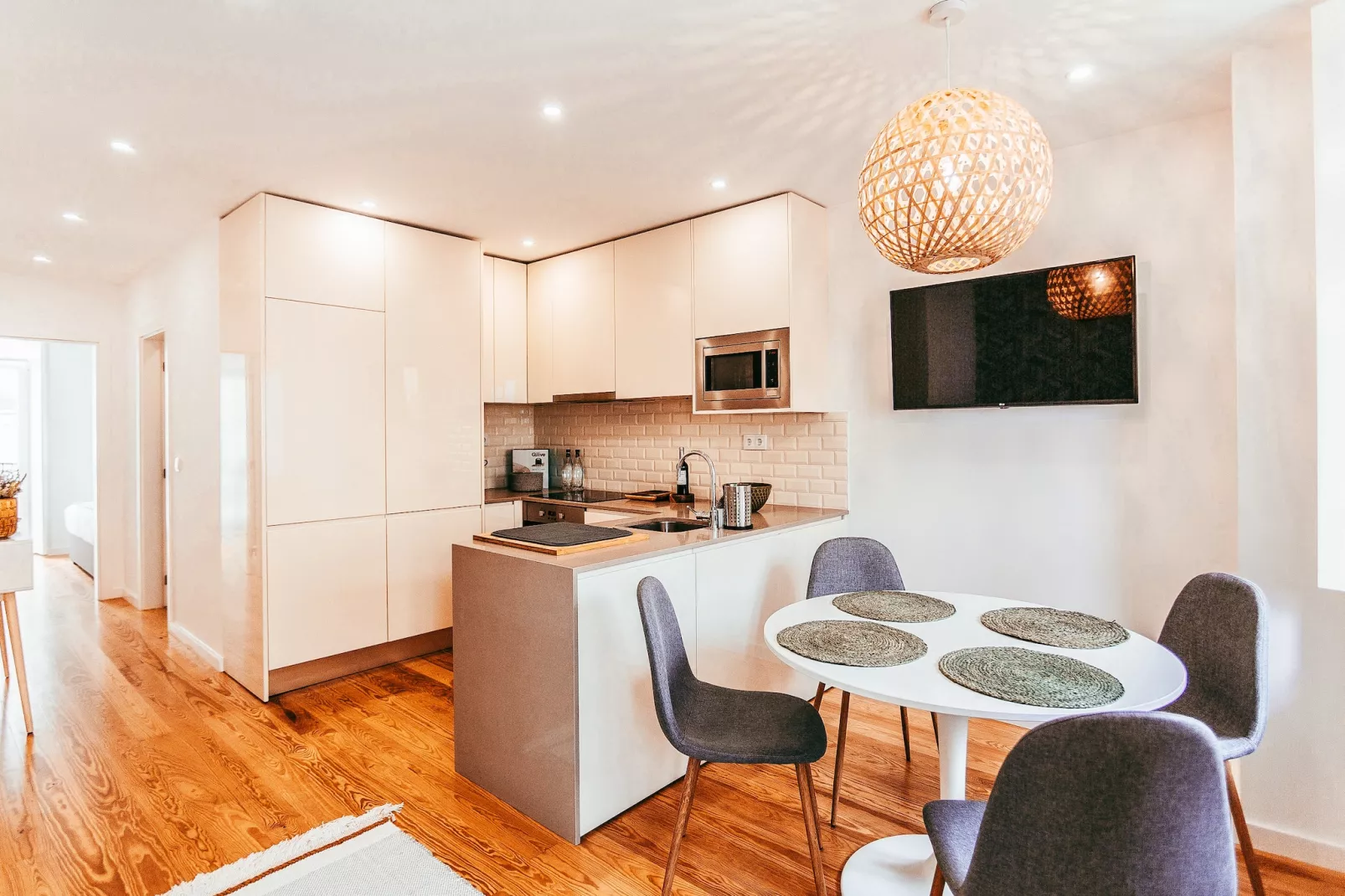 Prestige Apartment By Gt House