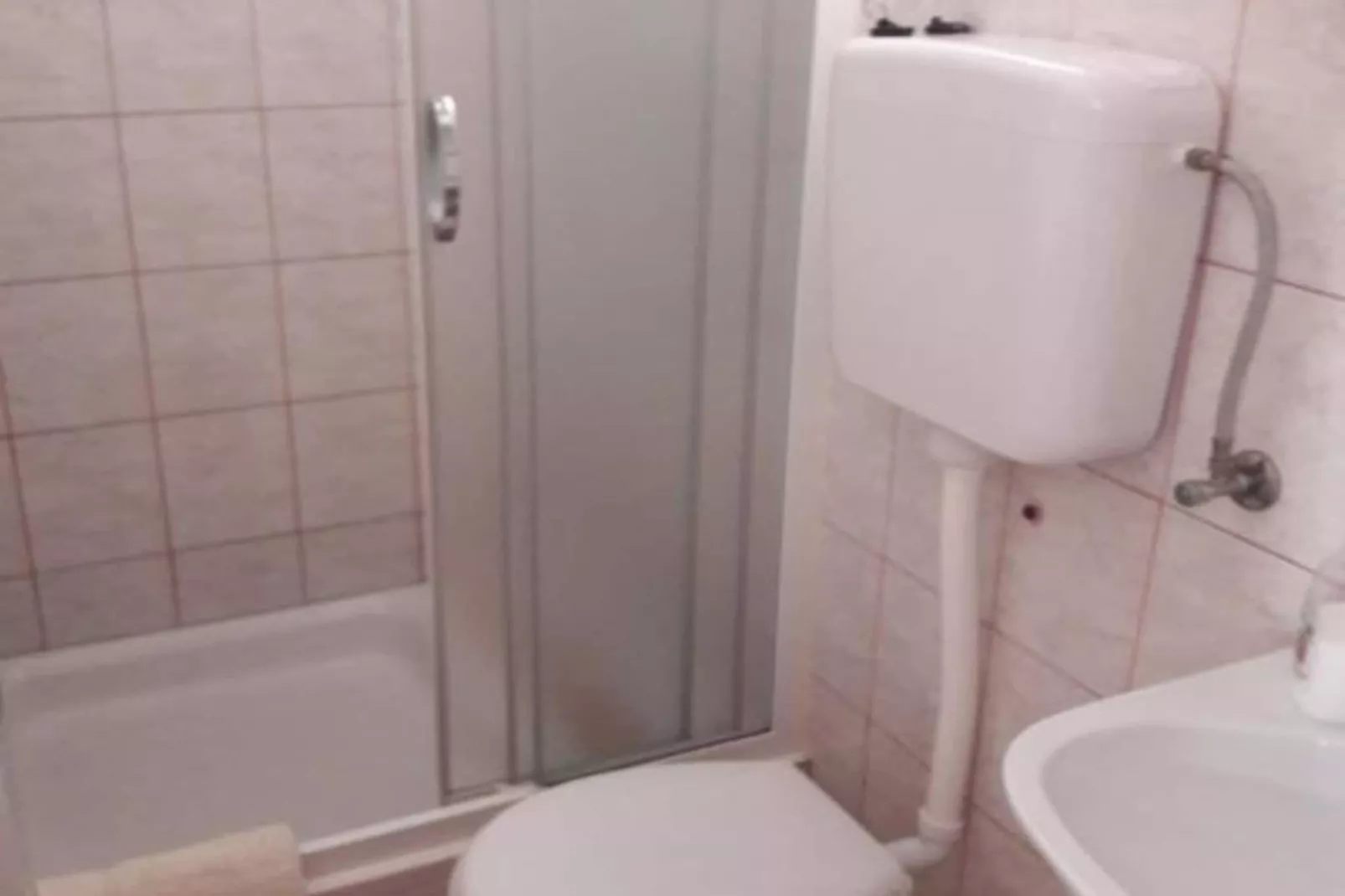 Charming Apartments Dokoza Vir - Two Bedroom Apartment in Ground Floor - Badkamer