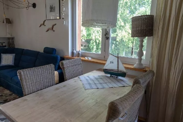 Dom wakacyjny z basenem w Kielnie - Woonkamer