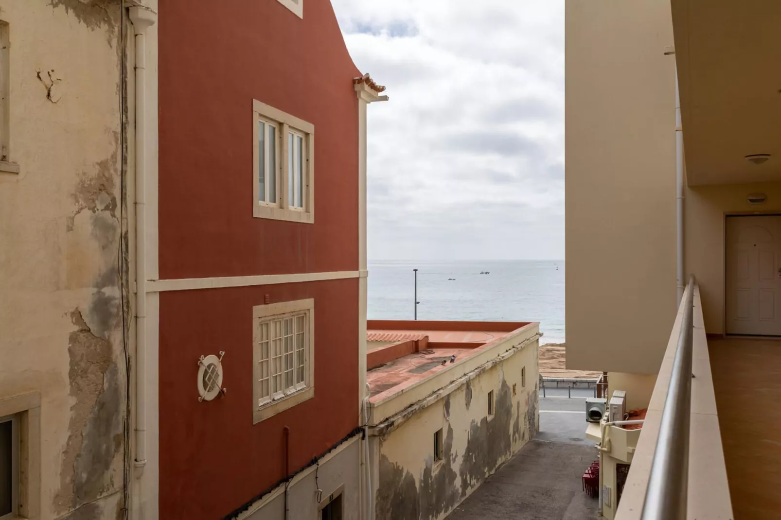 Sesimbra Beach Apartment by GT House - Terrasbalkon