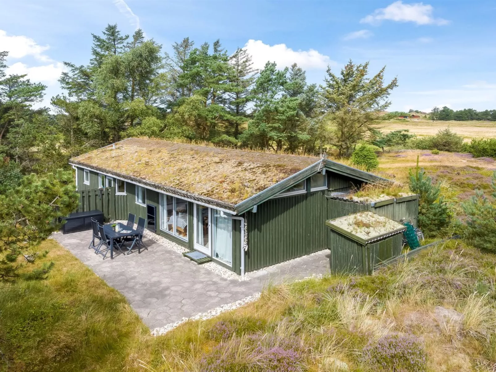 "Saila" - 1.2km from the sea - Buiten