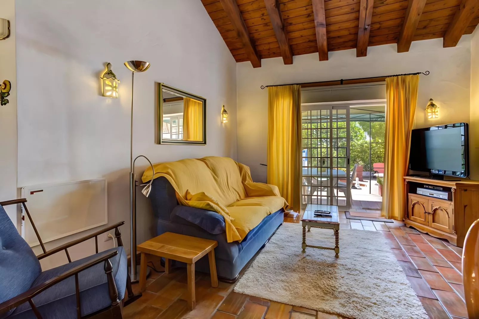 Girassol Apartment in Quinta Velha by GT House - Woonkamer