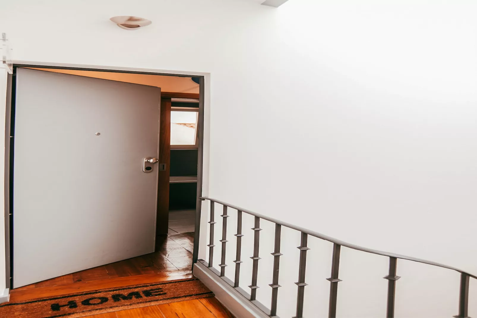 Central & Typical Lisboa by GT House - Overloop