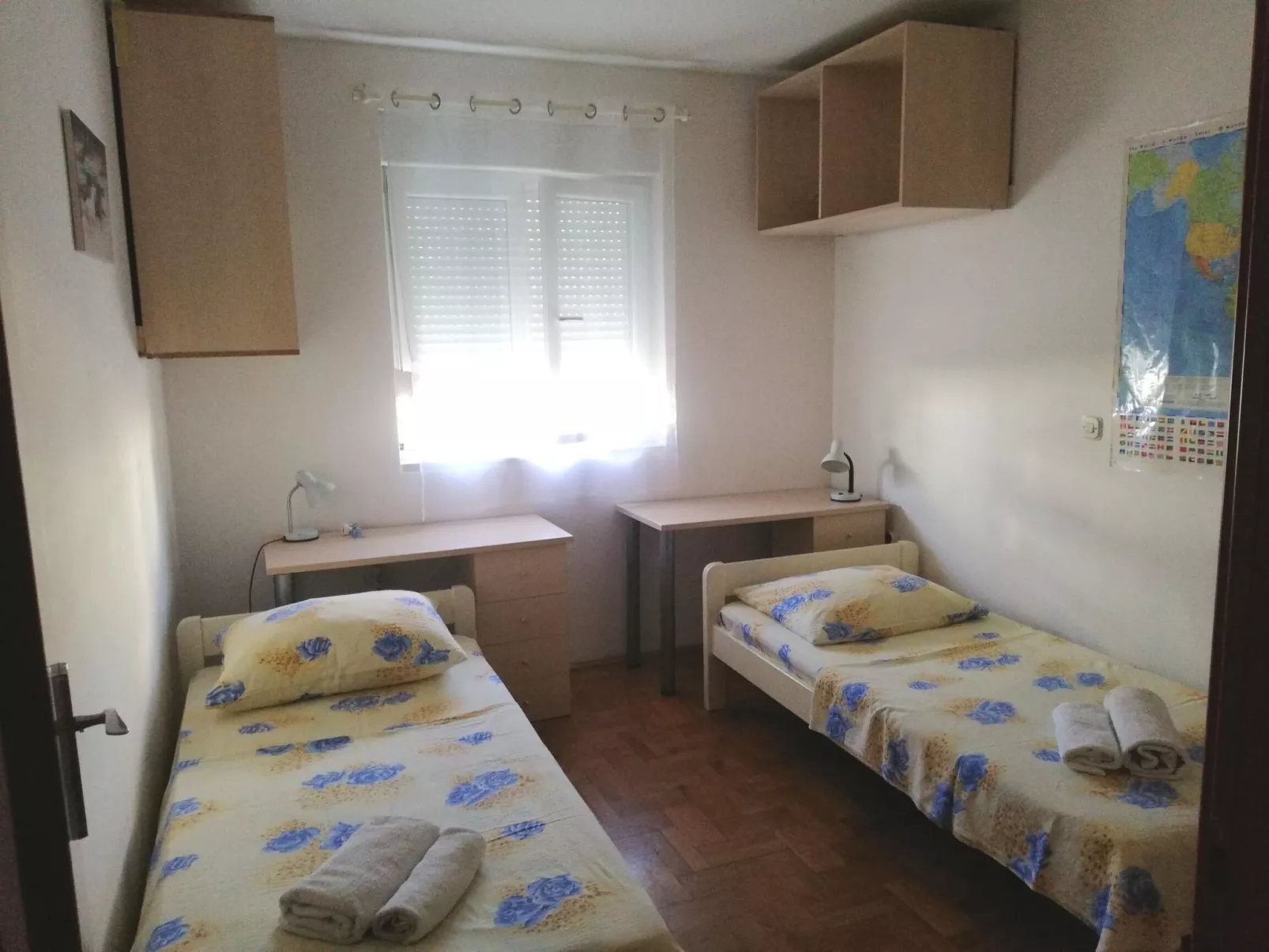 Zentrale Ferienwohnung mit überdachtem Balkon - Image-tags.info