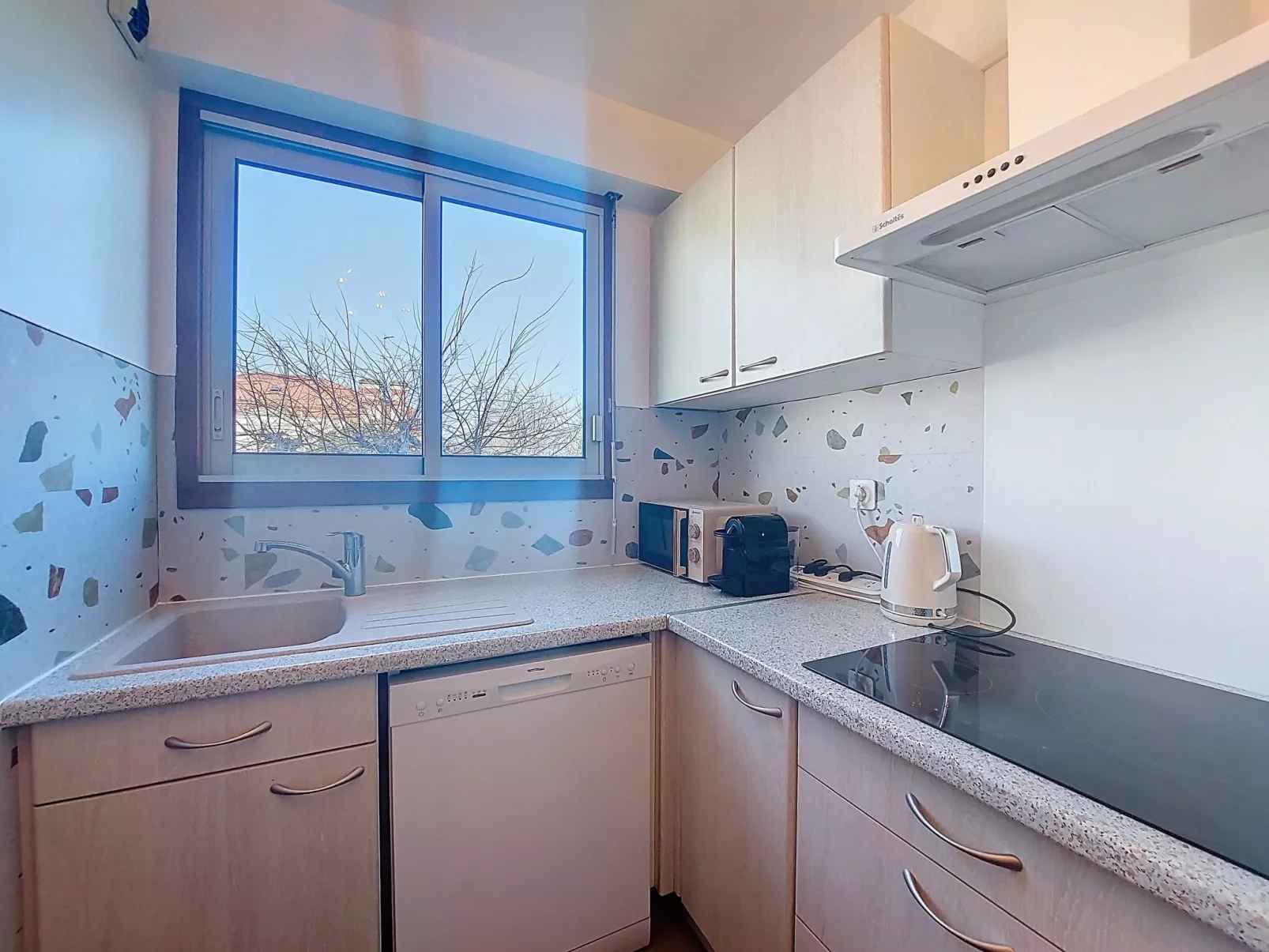 Maris Stella - Binnen