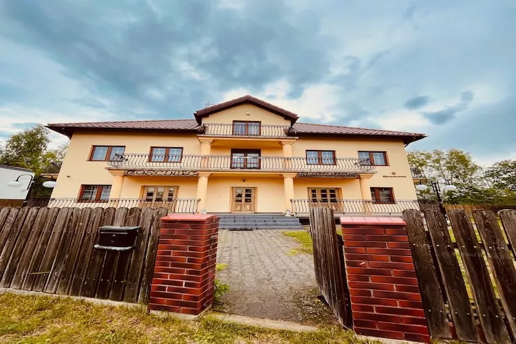 Pokój 3-osobowy Gościniec Mazurski - Buitenkant zomer