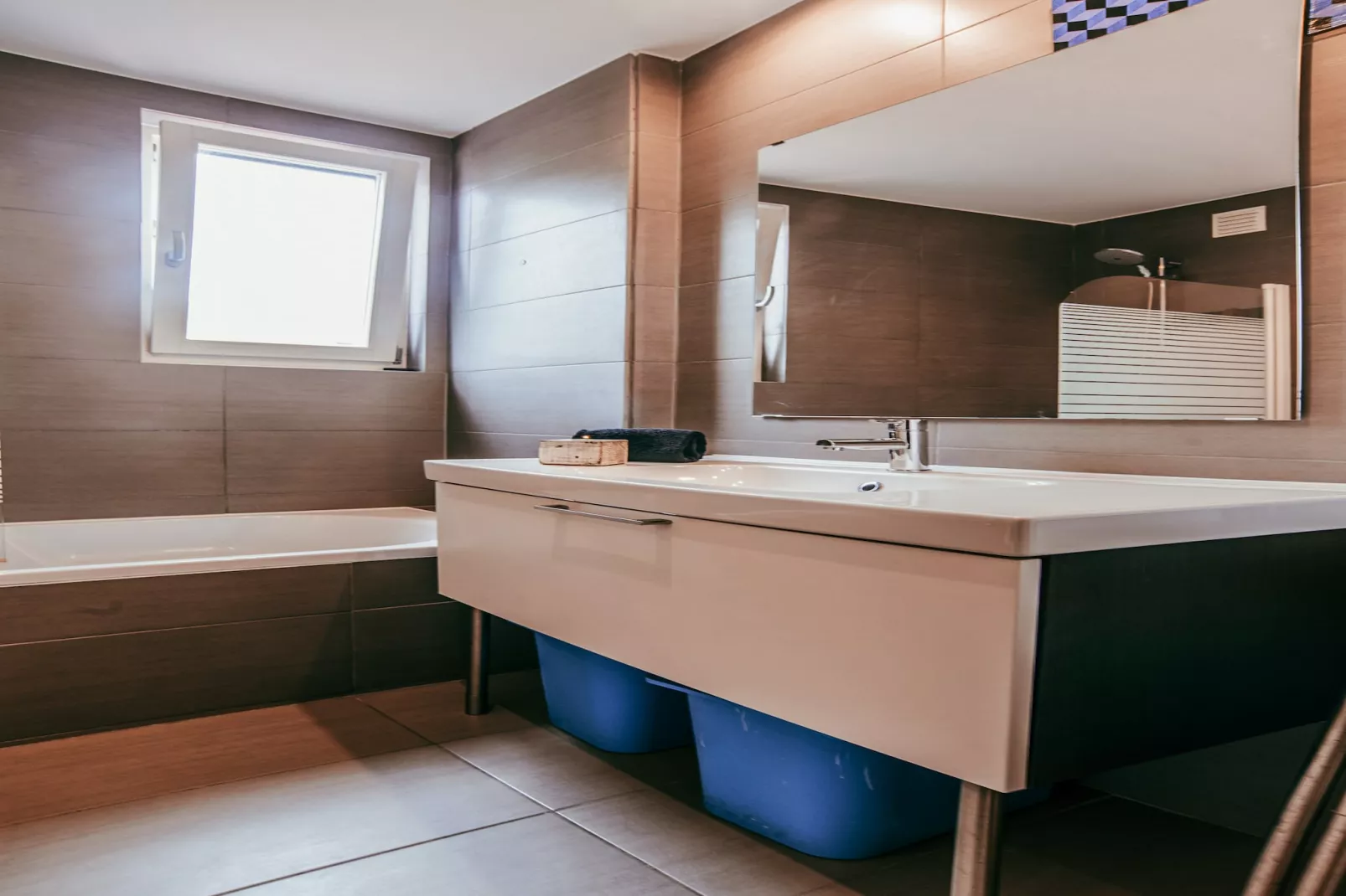 Central & Typical Lisboa by GT House - Badkamer