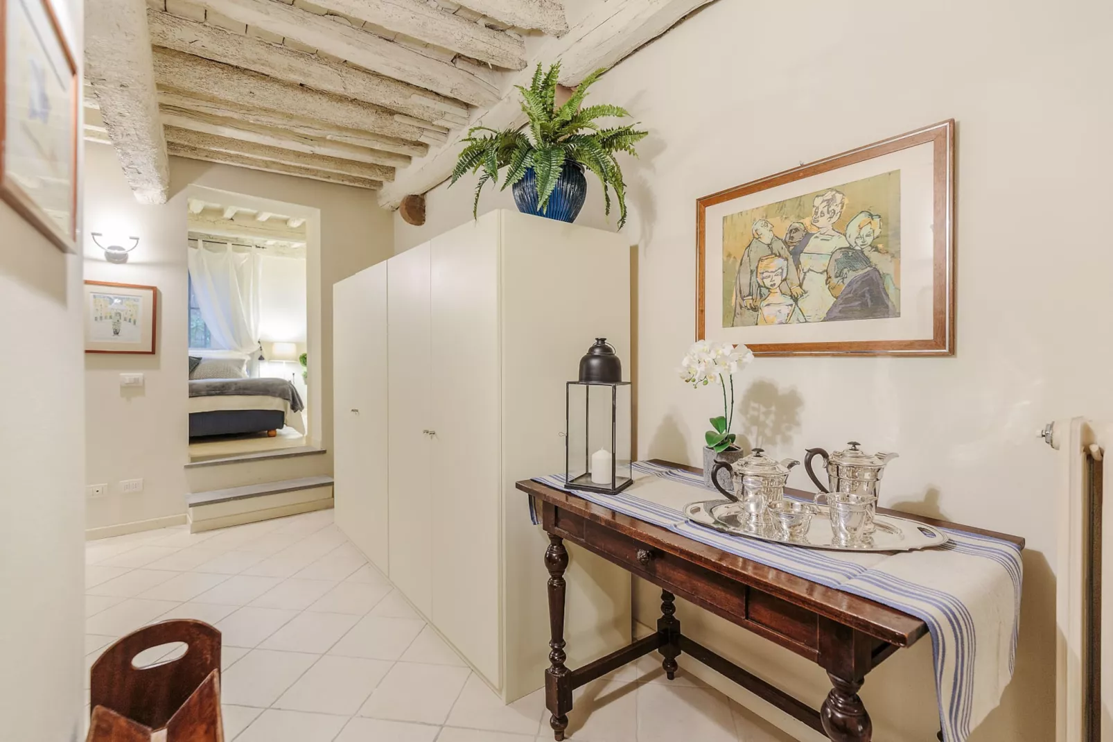 The 1400's Apartment - Eetkamer