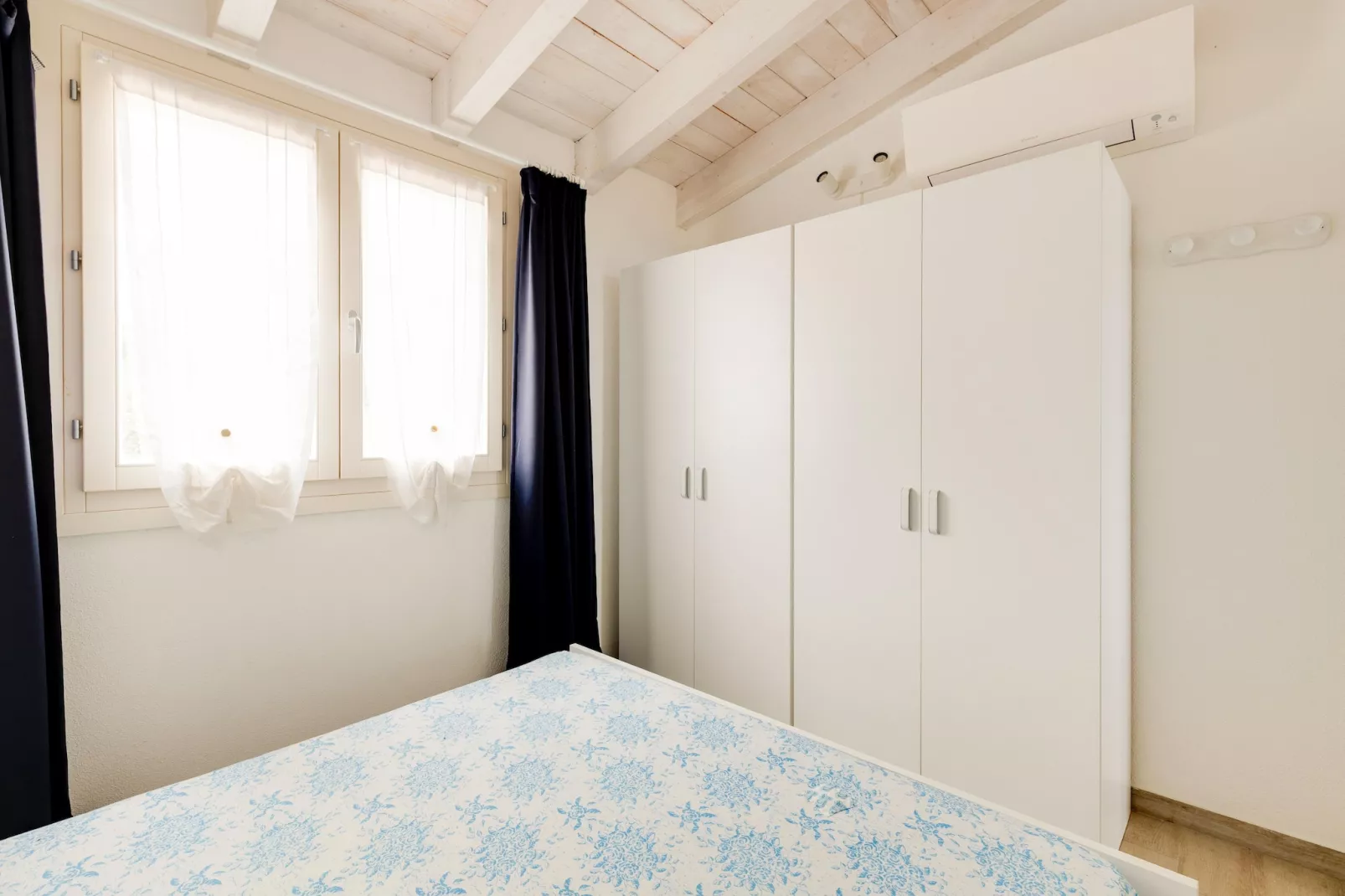 ISOLA ROSSA - Slaapkamer