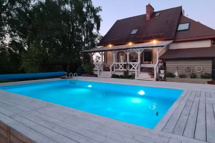 Dom wakacyjny z basenem w Kielnie - Buitenkant zomer