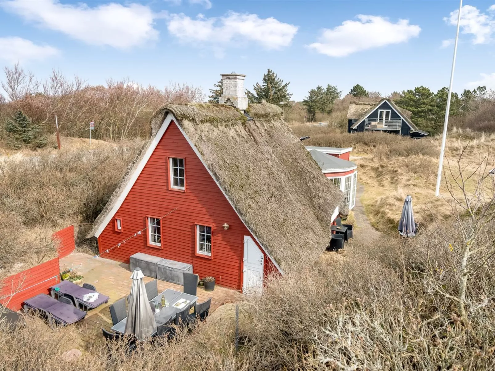 "Reika" - 500m from the sea