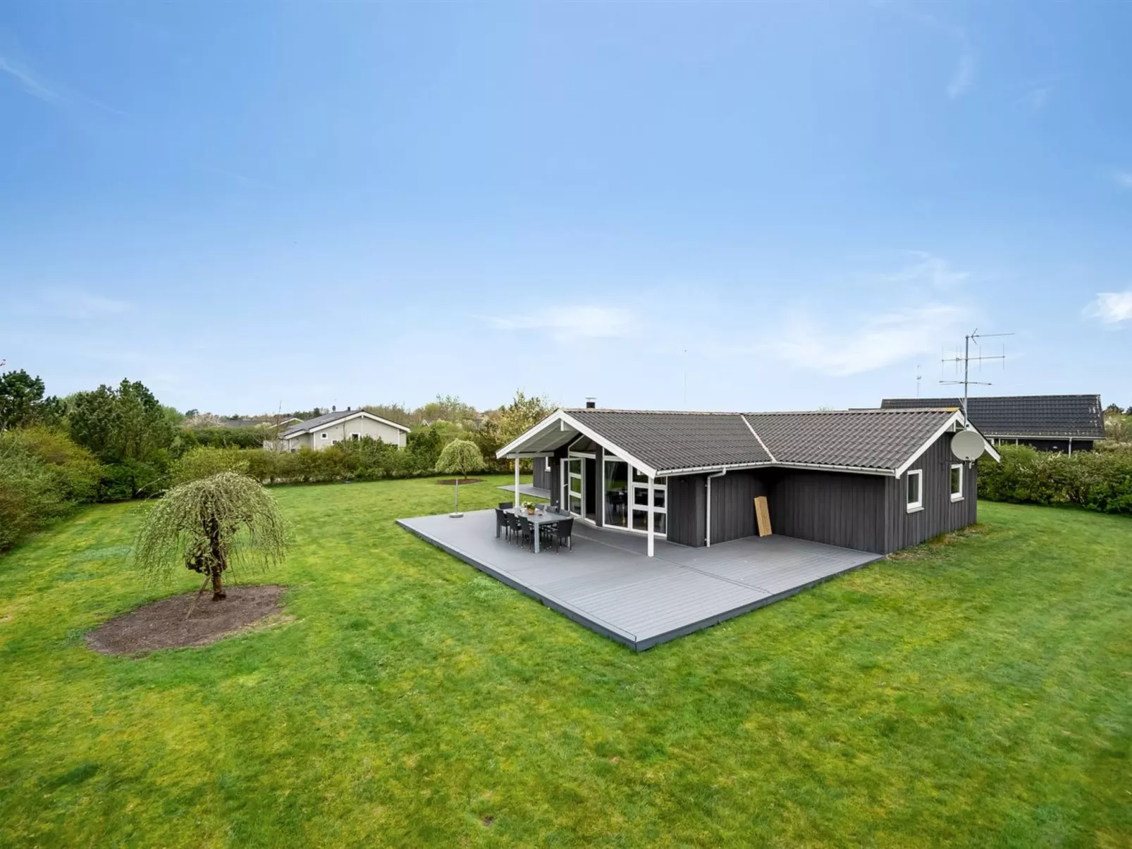 "Ingbritt" - 700m to the fjord - Buiten