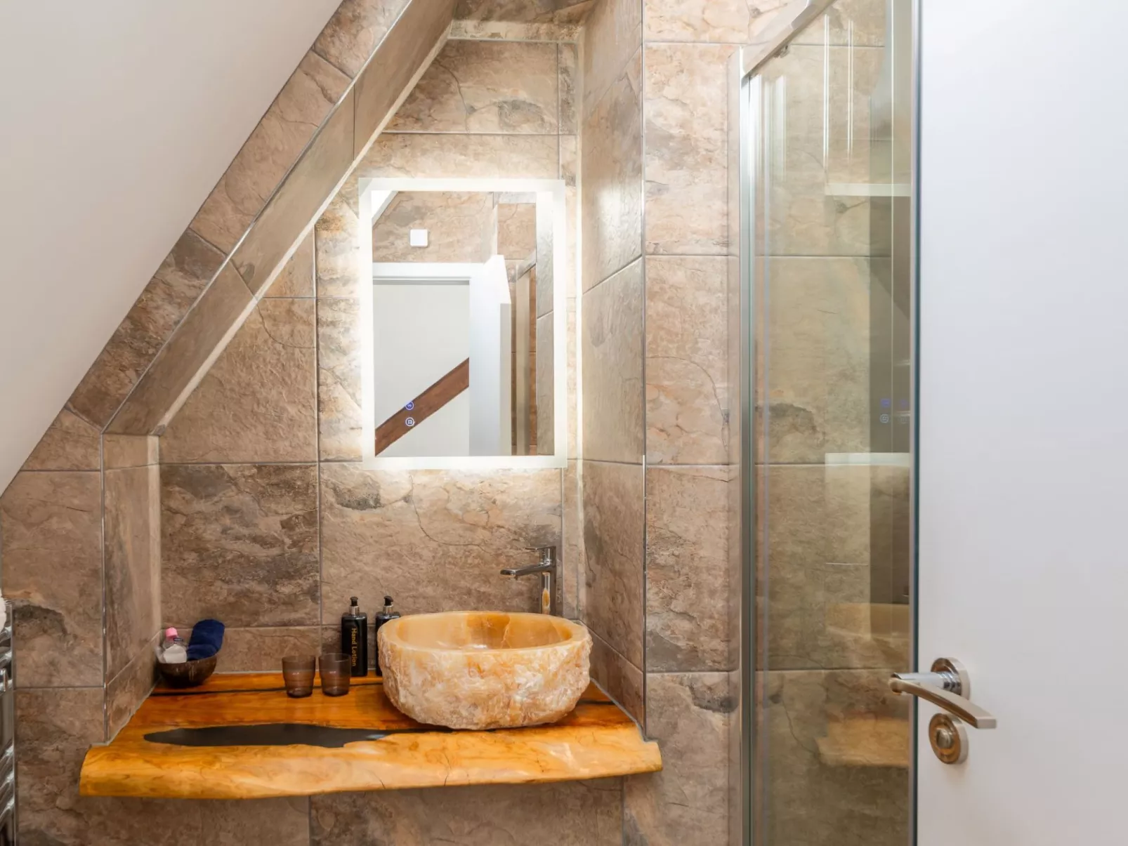 Beach & Lobster House - Binnen