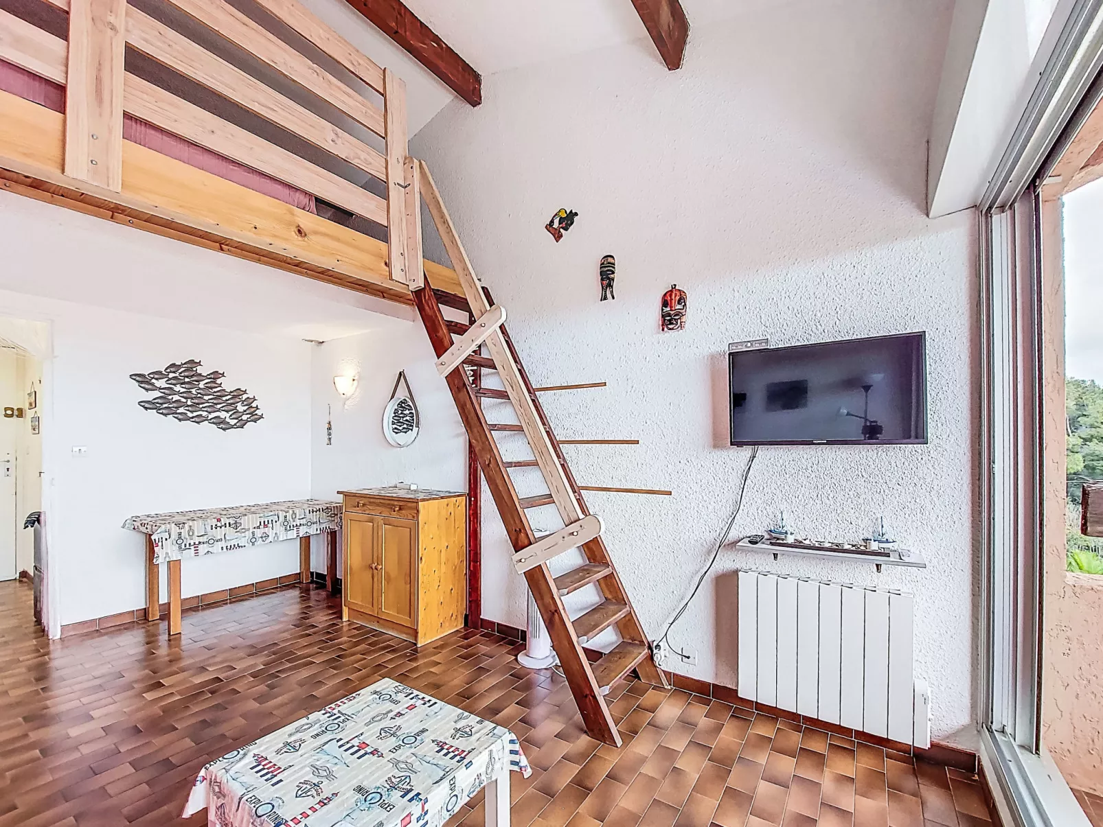 Les Hameaux de l'Ile Rousse - Binnen