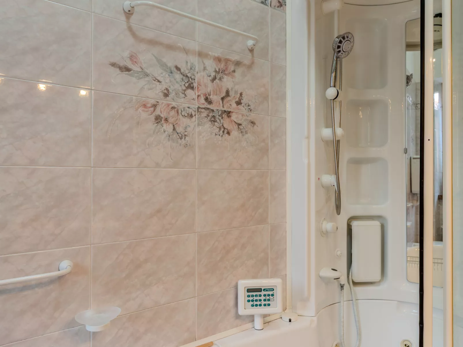 Arcobaleno House GardaLake - Binnen