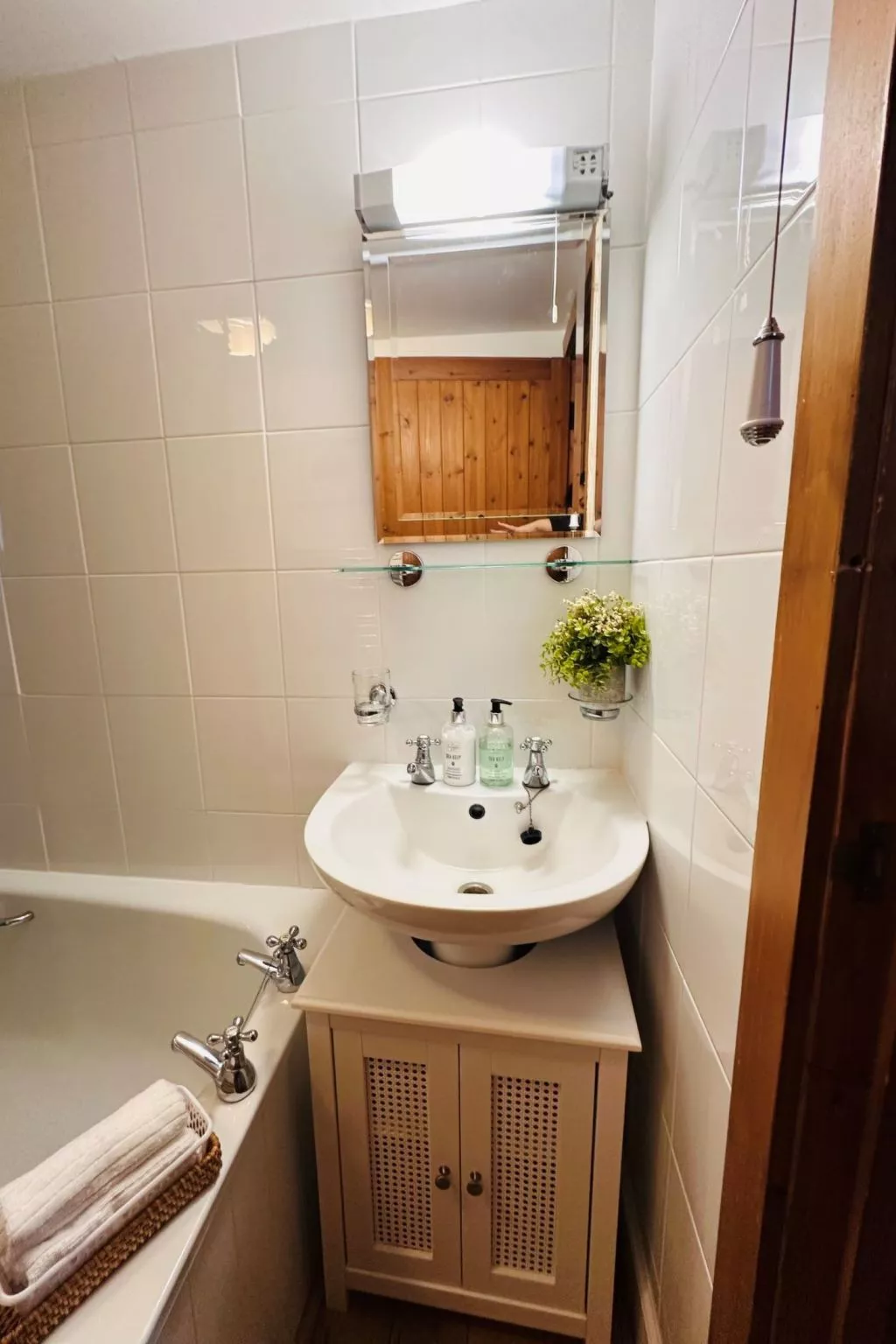 The Cottage - Binnen