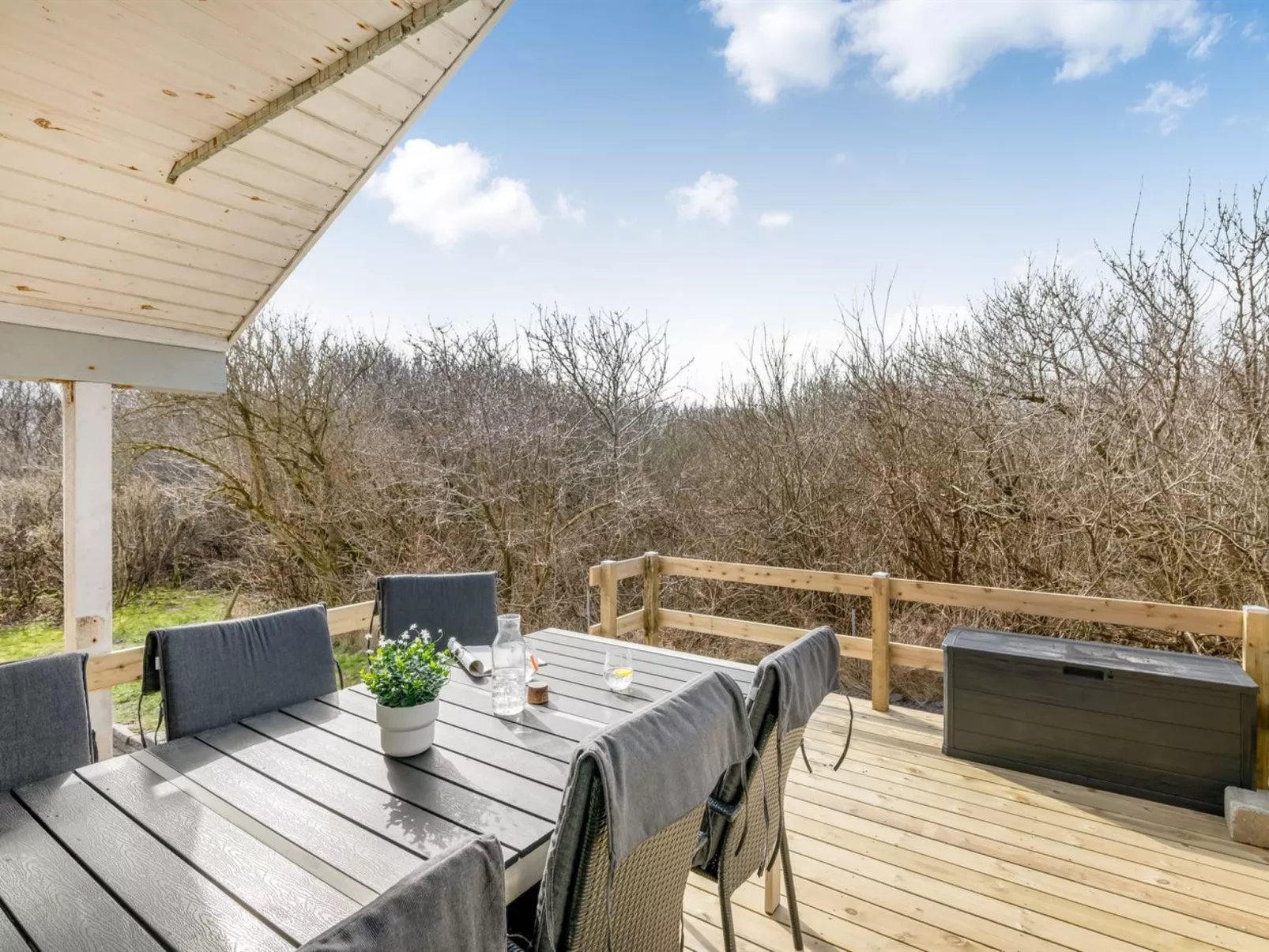 "Dorithea" - 1.3km from the sea - Buiten