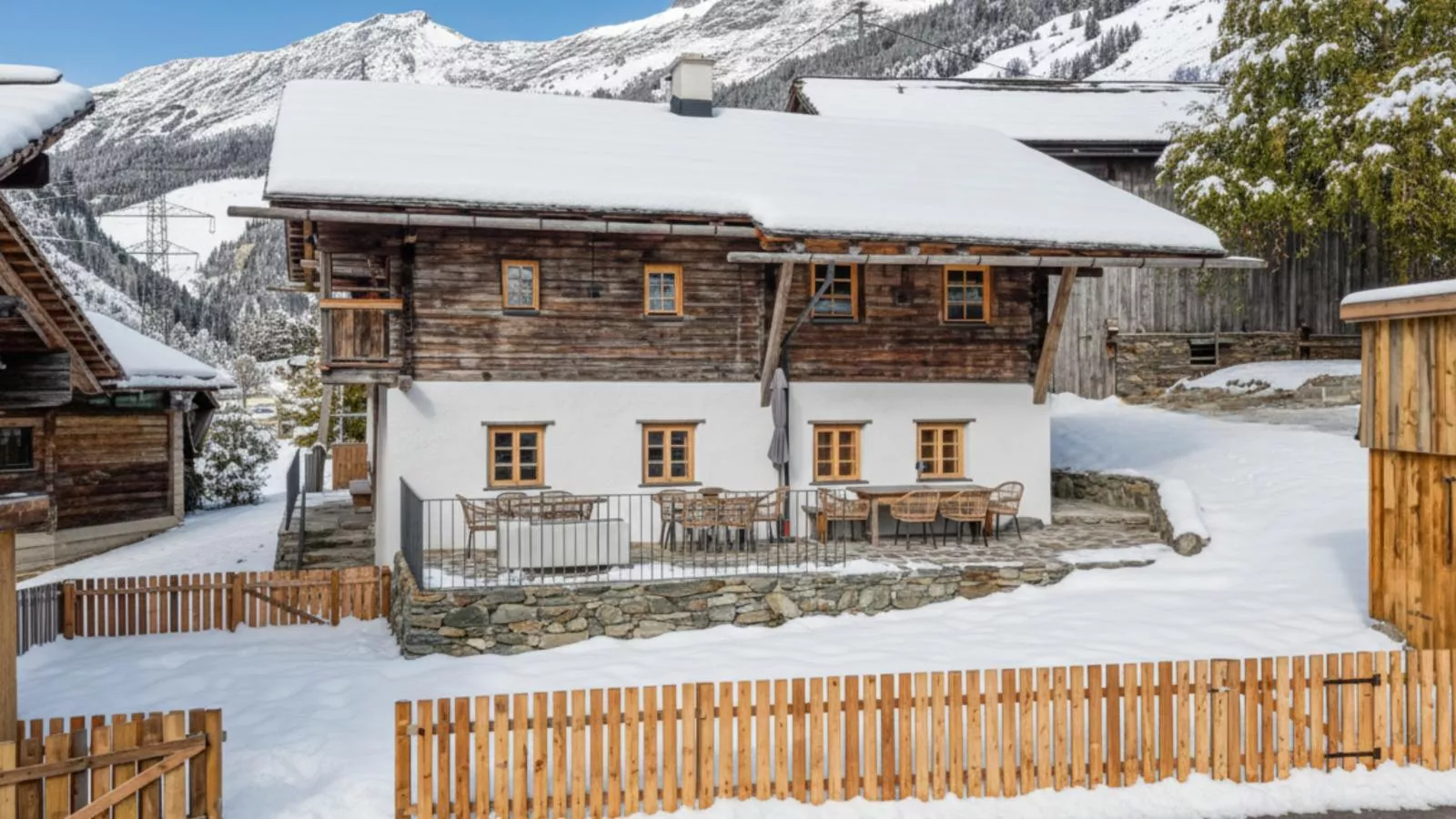 Raneburg 4 Almhaus - Exterieur winter