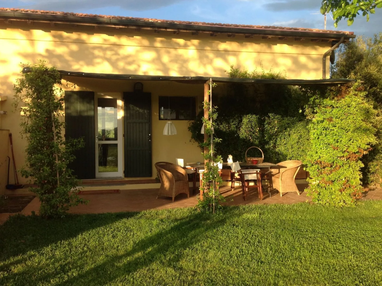 Haus mit Gartenblick