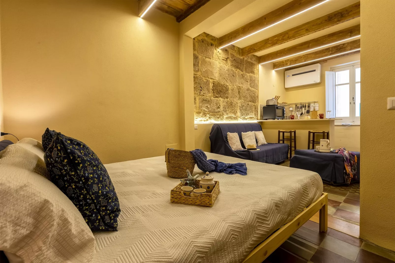 MONOLOCALE BURAGNA - Woonkamer