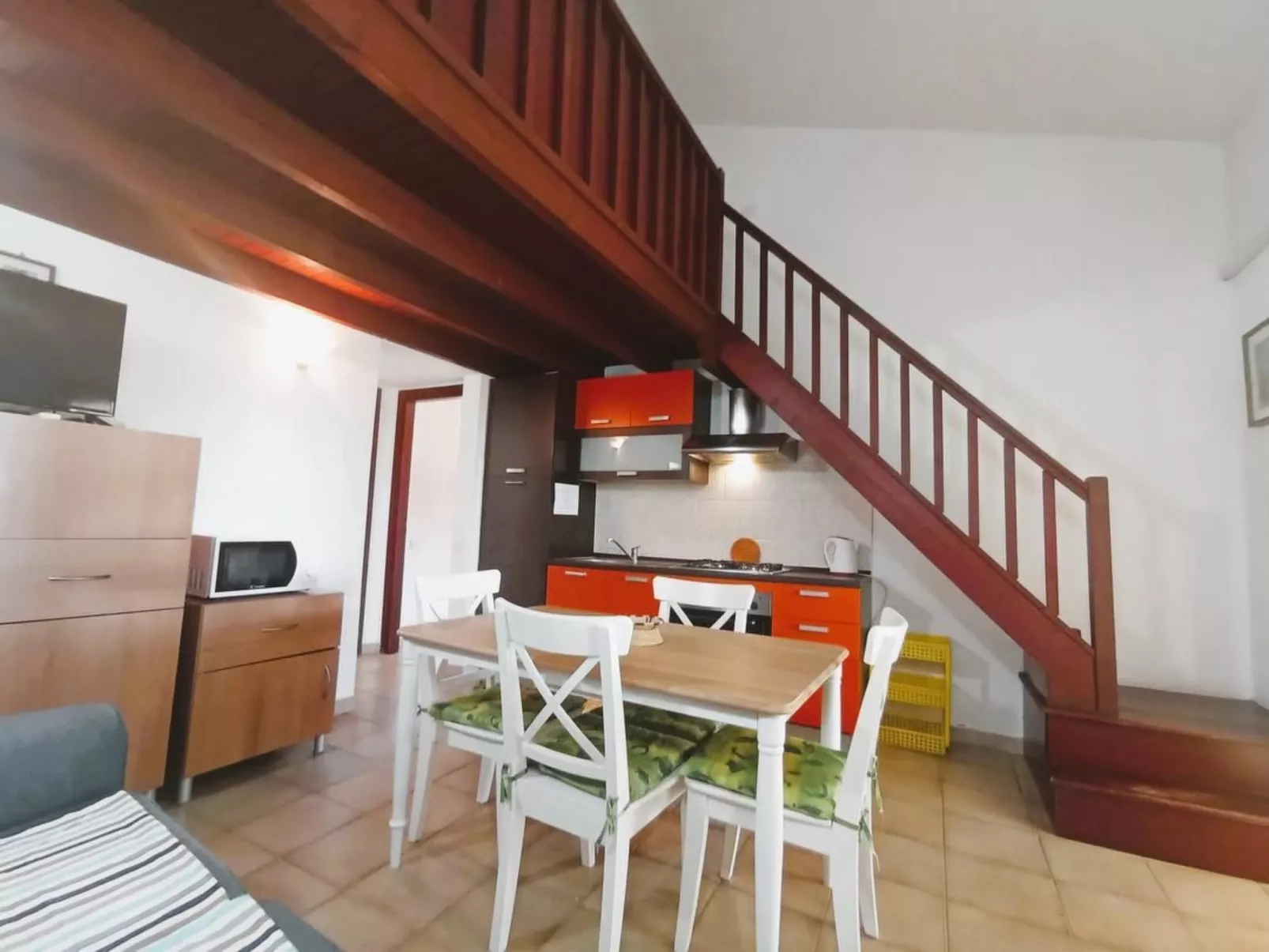 Neu Valmar Drei-Zimmer-Wohnung 34-35