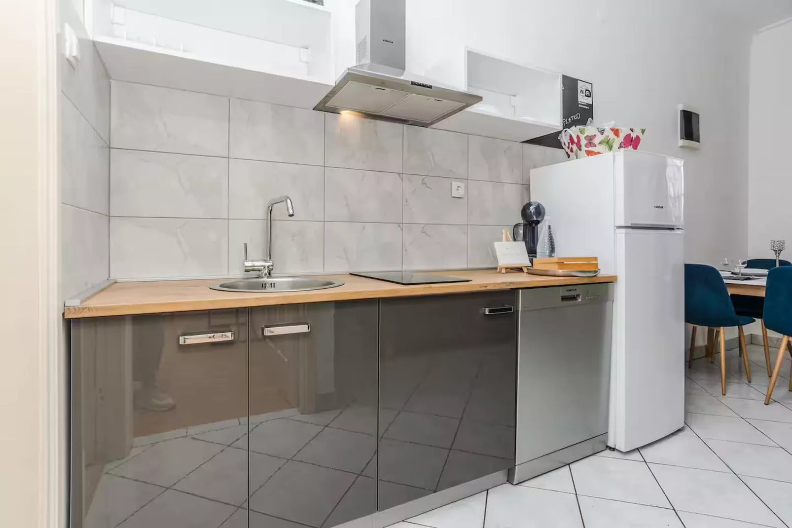 Royal Selection with Pool - Two