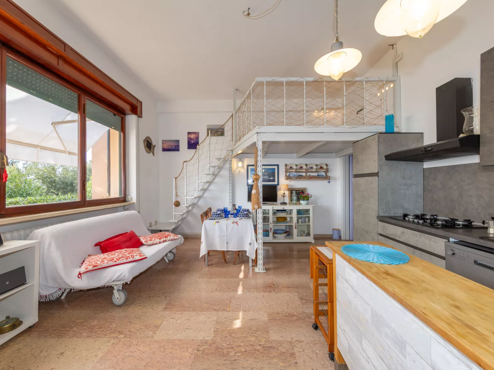 La casetta immersa nel verde - Binnen