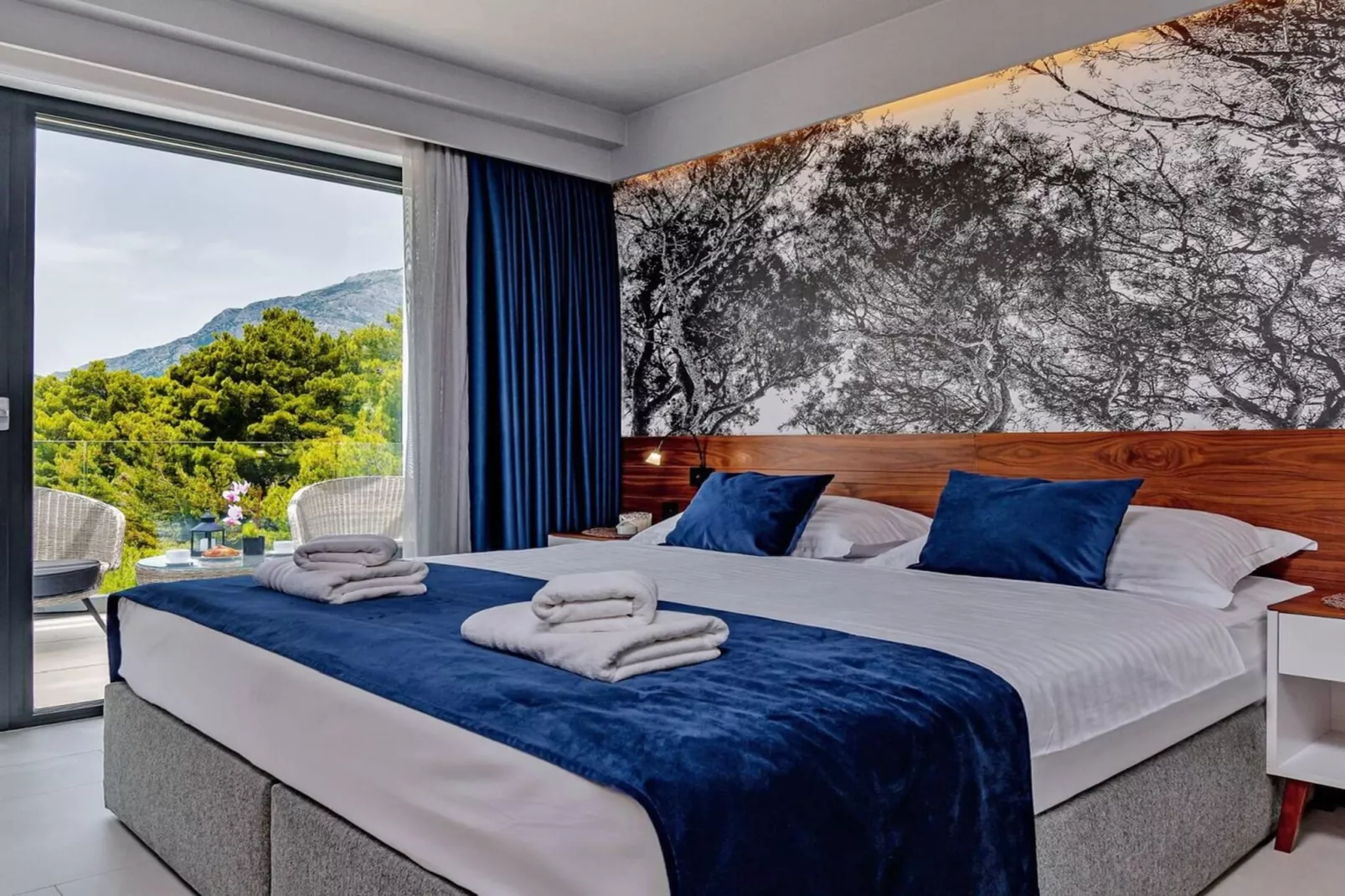 Luxury Villa Delight I – Promajna, Heated Pool - Slaapkamer