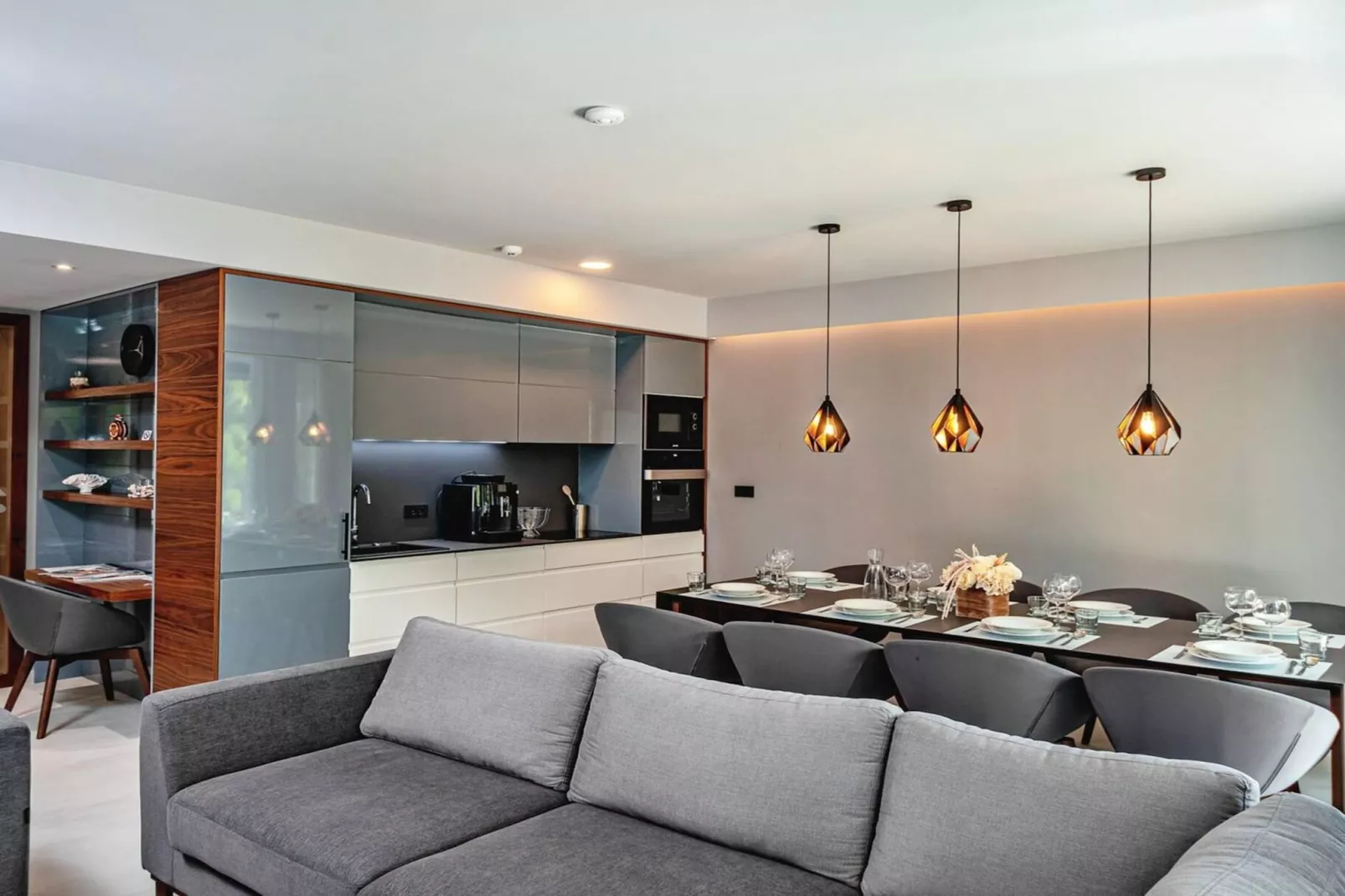 Luxury Villa Delight II – Promajna, Heated Pool - Woonkamer