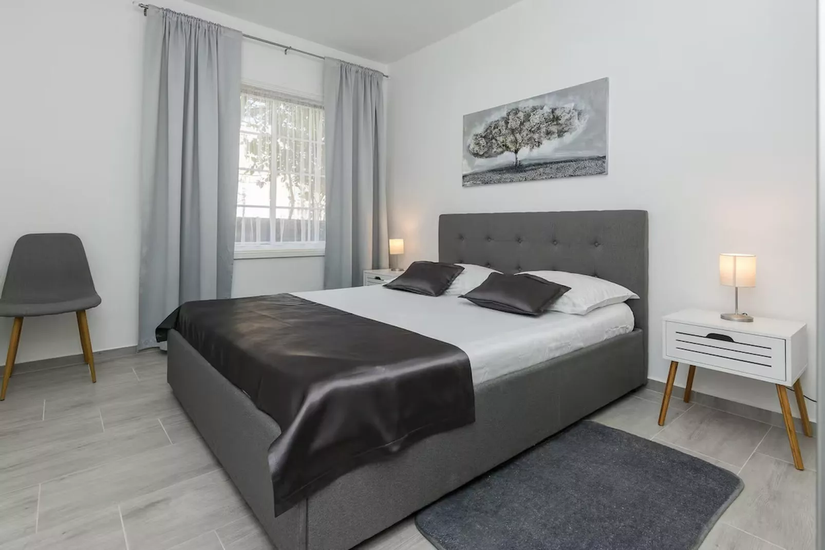 Royal Selection with Pool - One - Slaapkamer