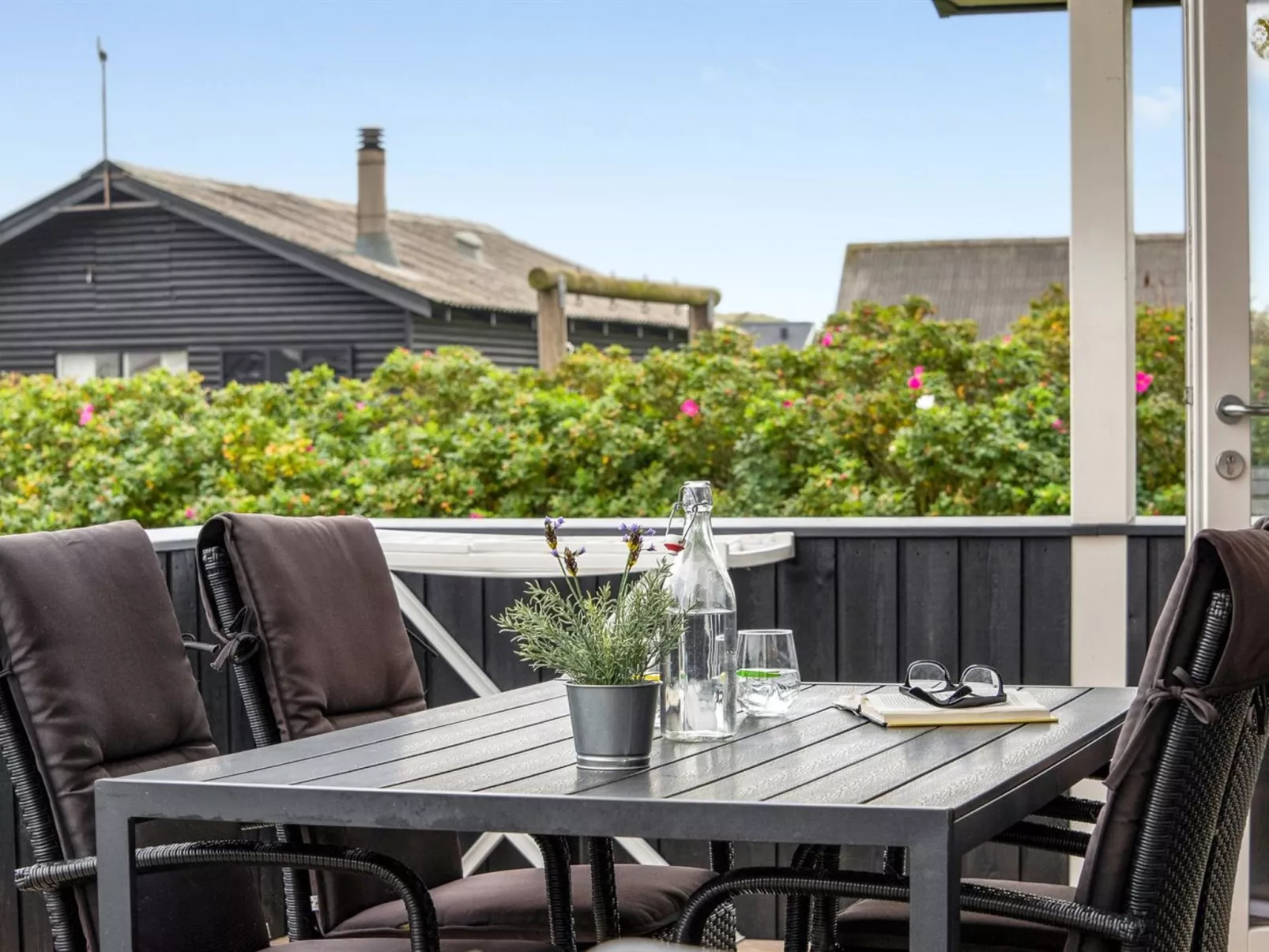 "Erza" - 500m from the sea - Buiten