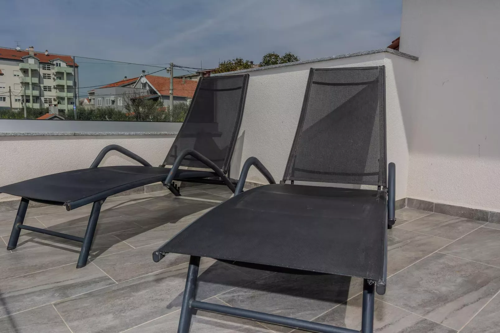 Royal Selection with Pool - Three - Terrasbalkon