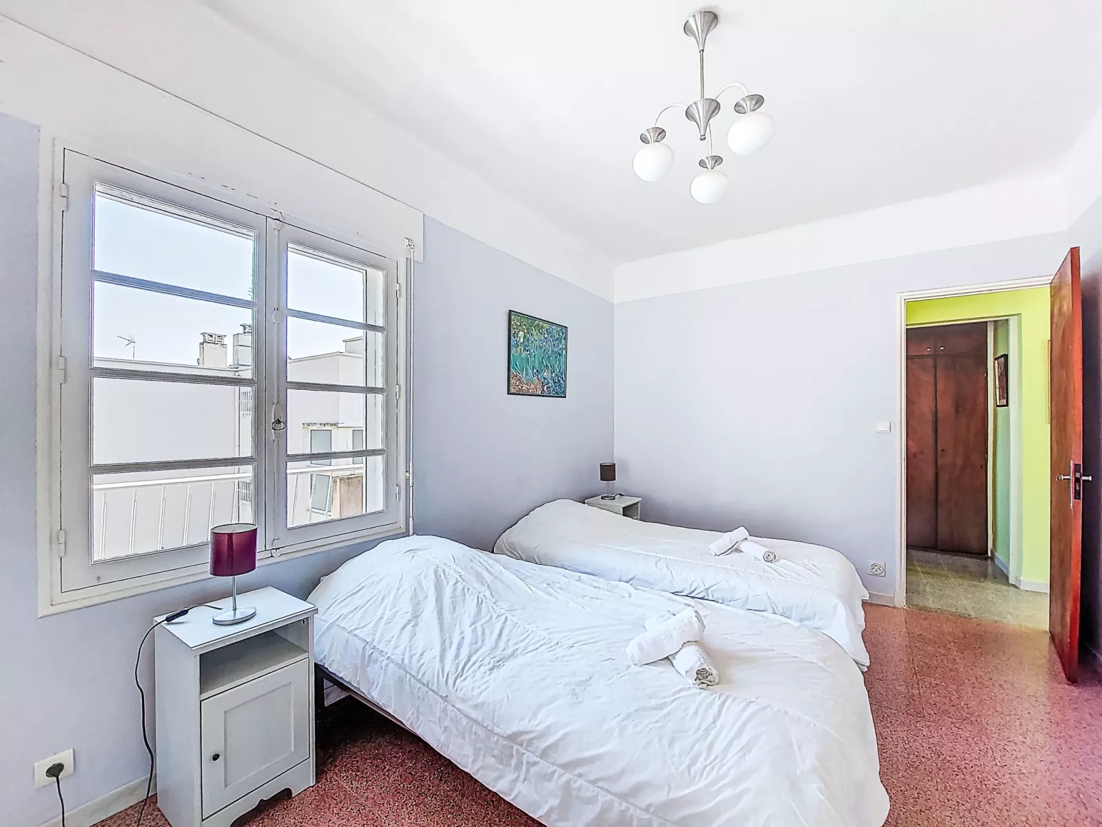 Les Trois A - Binnen