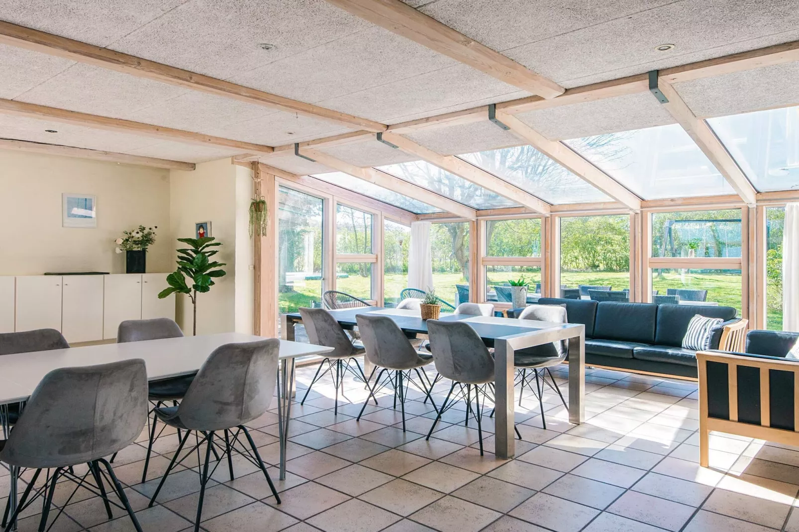 Herenhuis met spa en activiteiten - Binnen