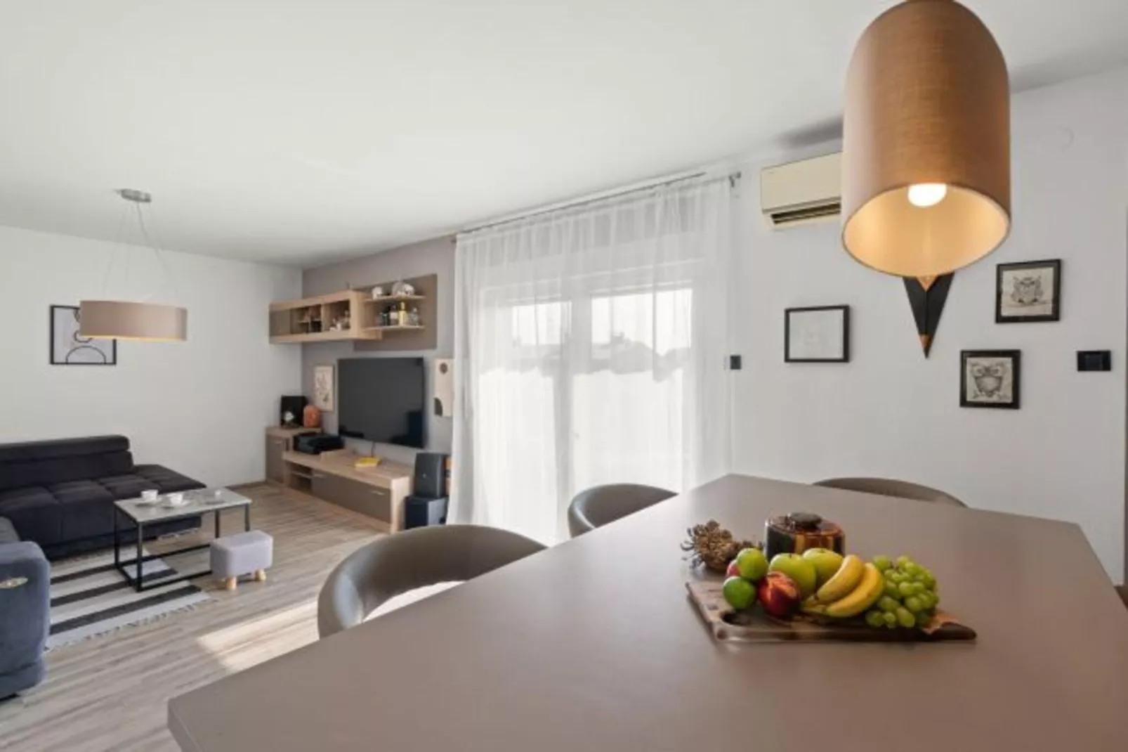 Premium Apartment Seaview - Eetkamer