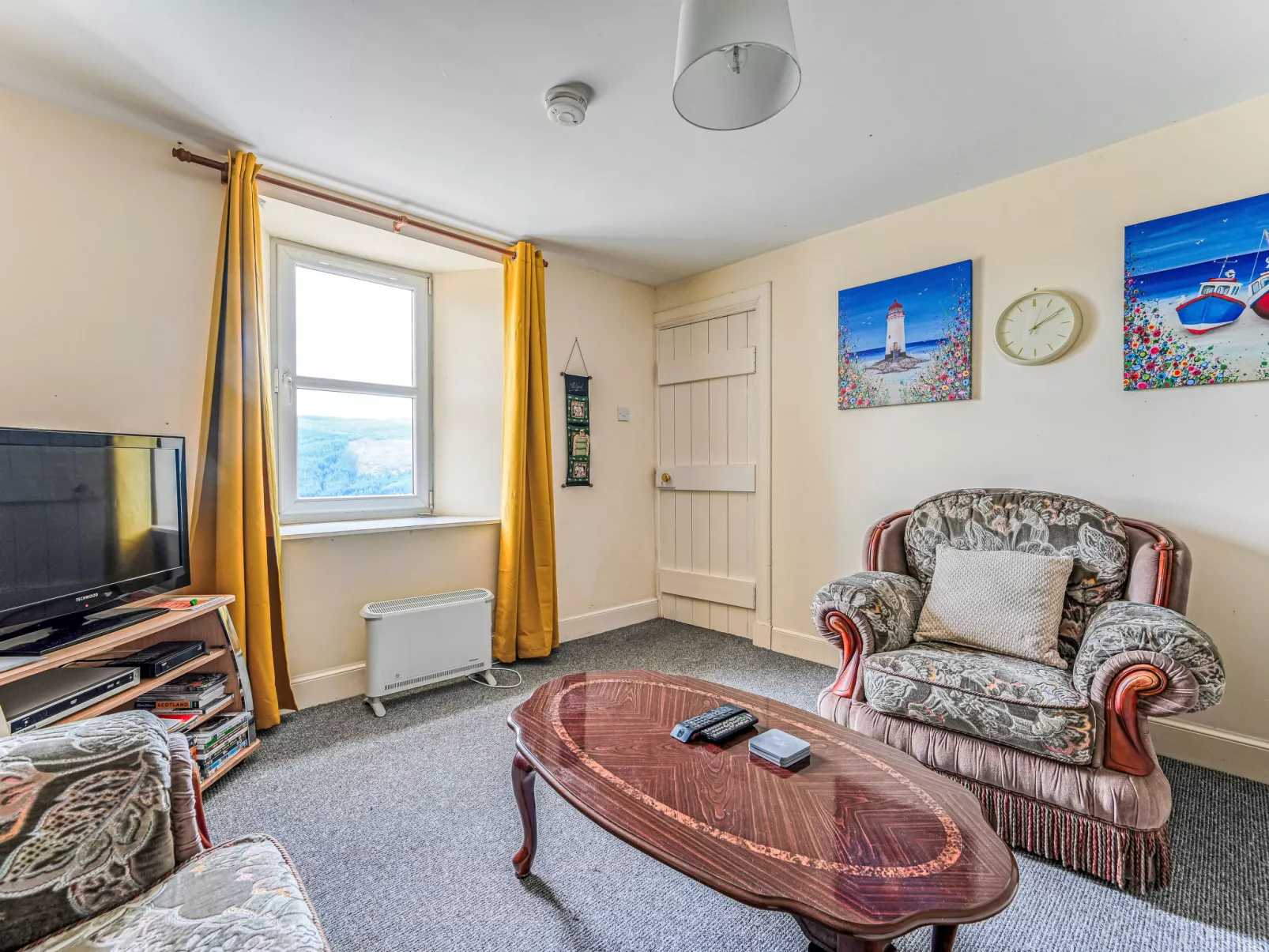 Loch Meiklie View - Binnen