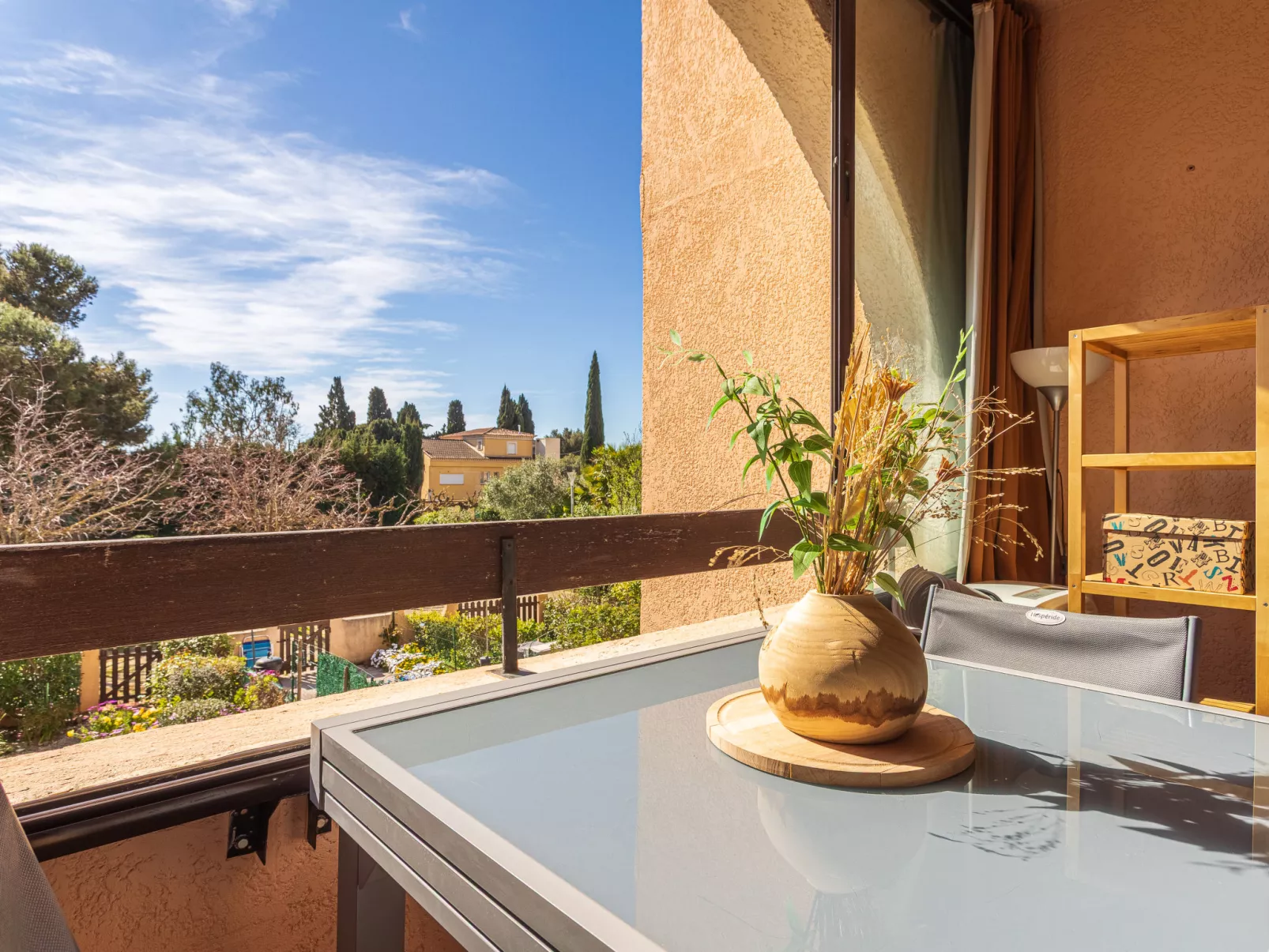 Les Iles Du Soleil - Buiten