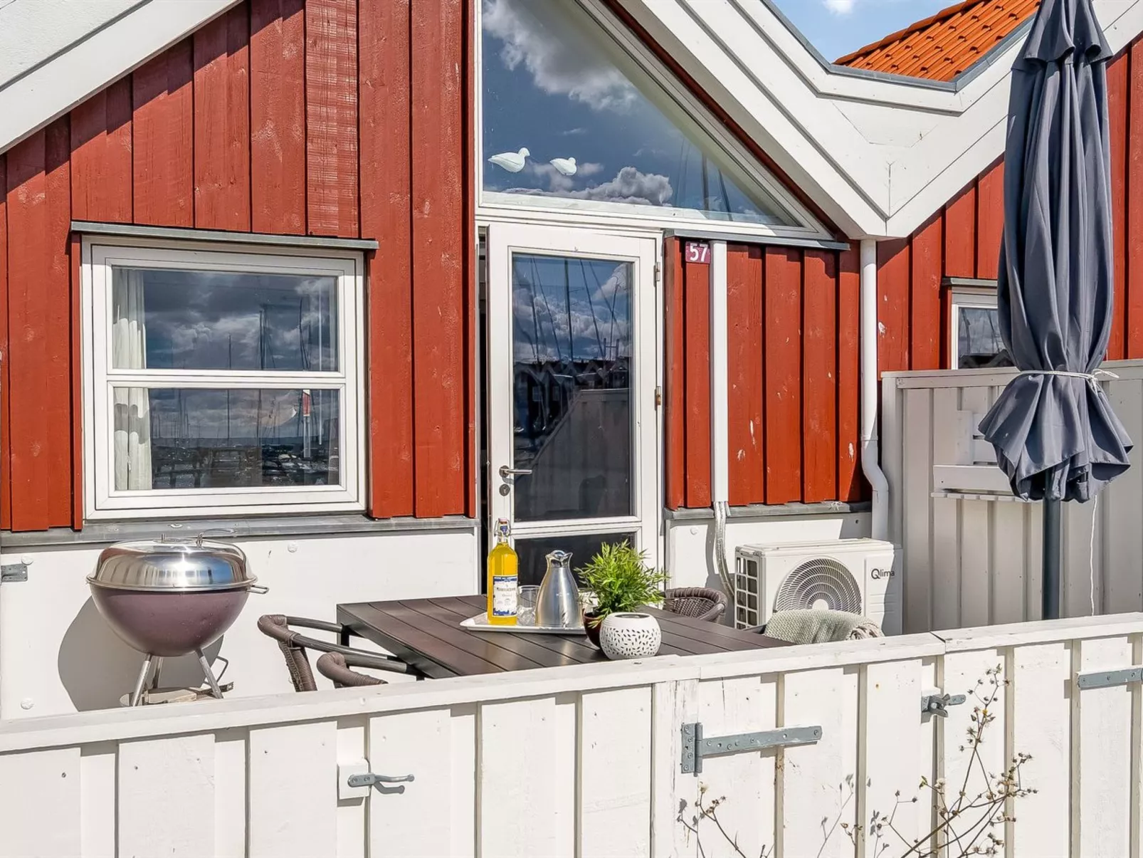 "Ake" - 10m to the fjord - Buiten