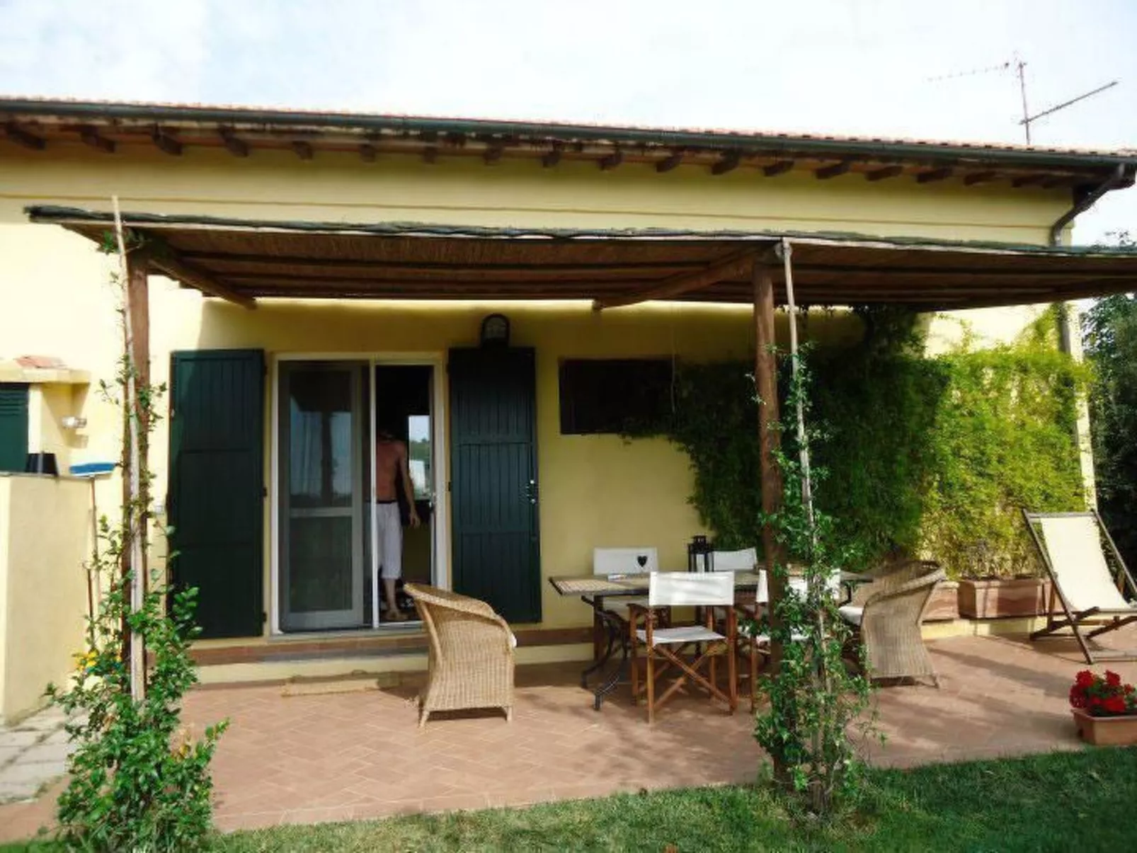 Haus mit Gartenblick - Image-tags.info