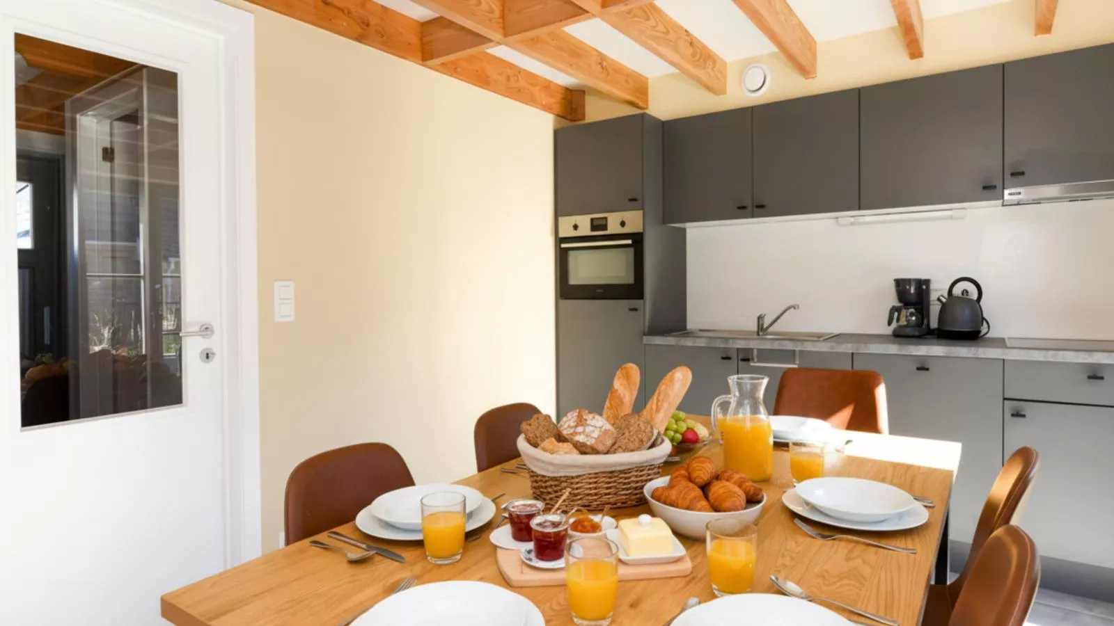 Westhinder II Combi H53-54 - Eetkamer