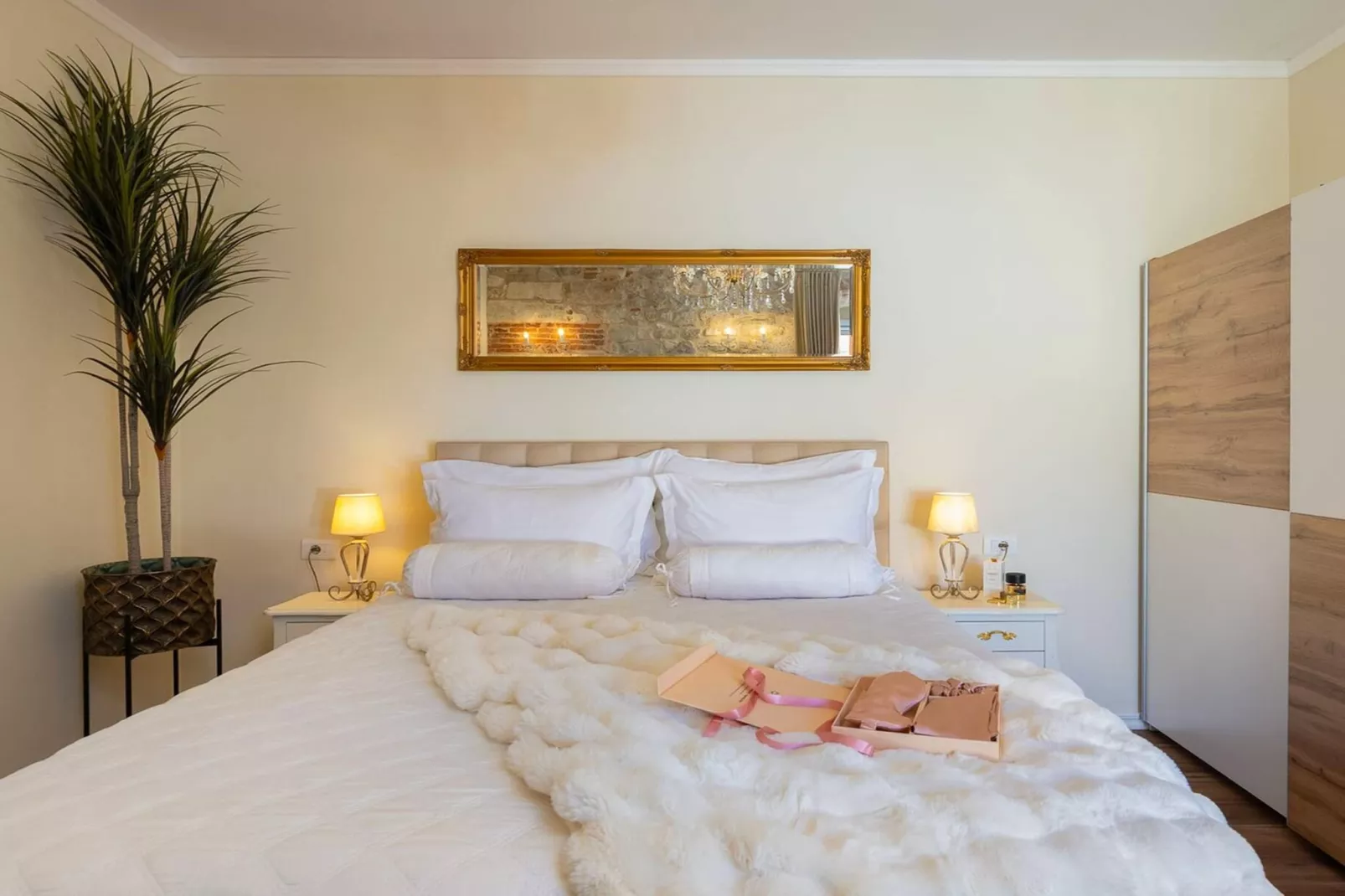 Split Diocletian Palace - Apartment 3 (2+2) - Slaapkamer