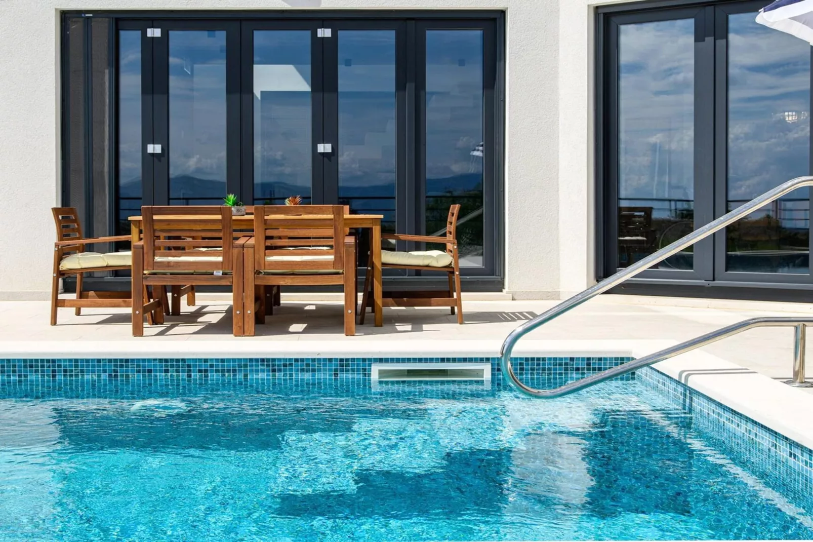 Luxury Villa Soleia Skrip with Private Pool - Zwembad