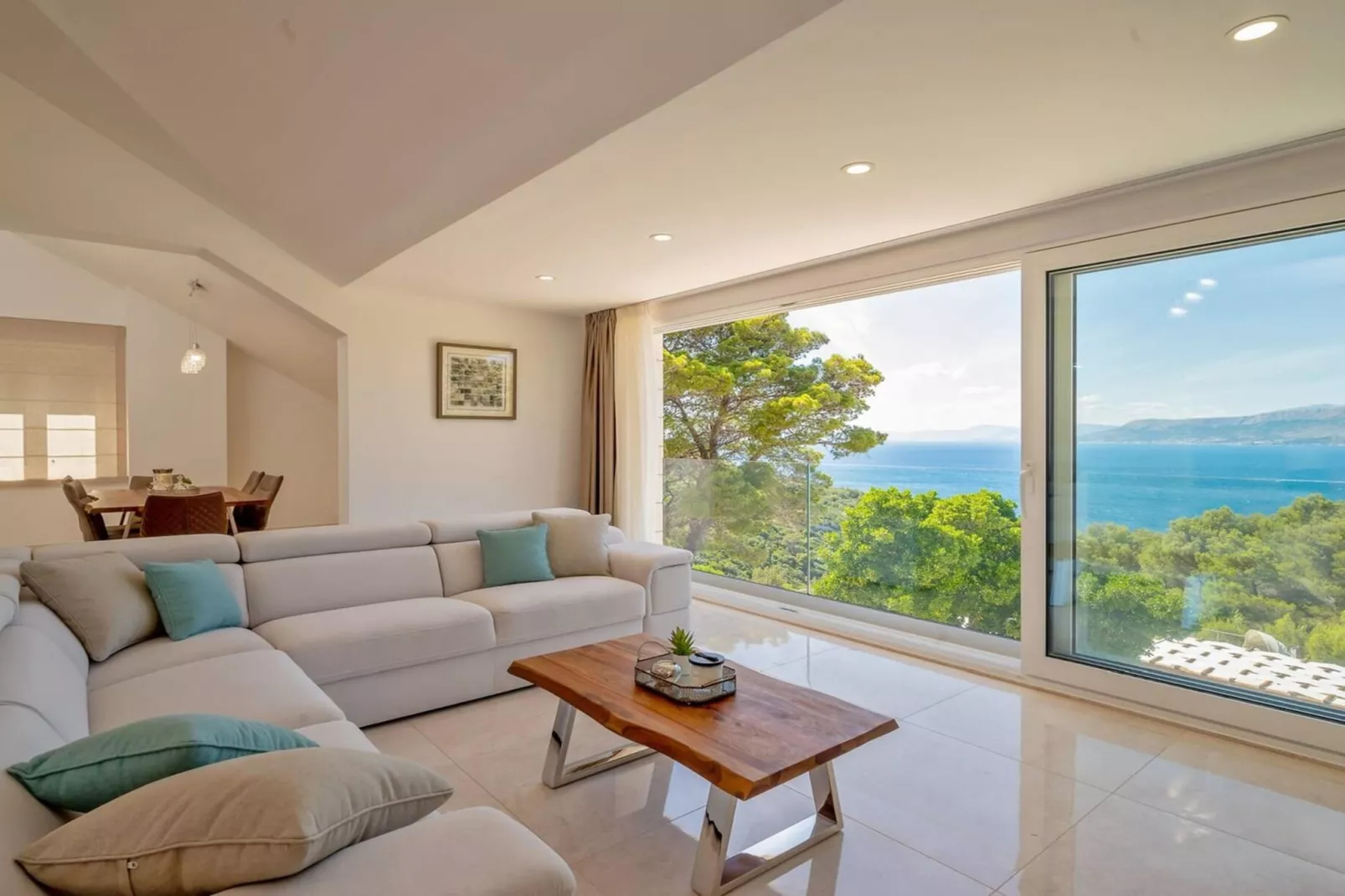 Villa Castello di Pietra Brac with Heated Pool - Woonkamer