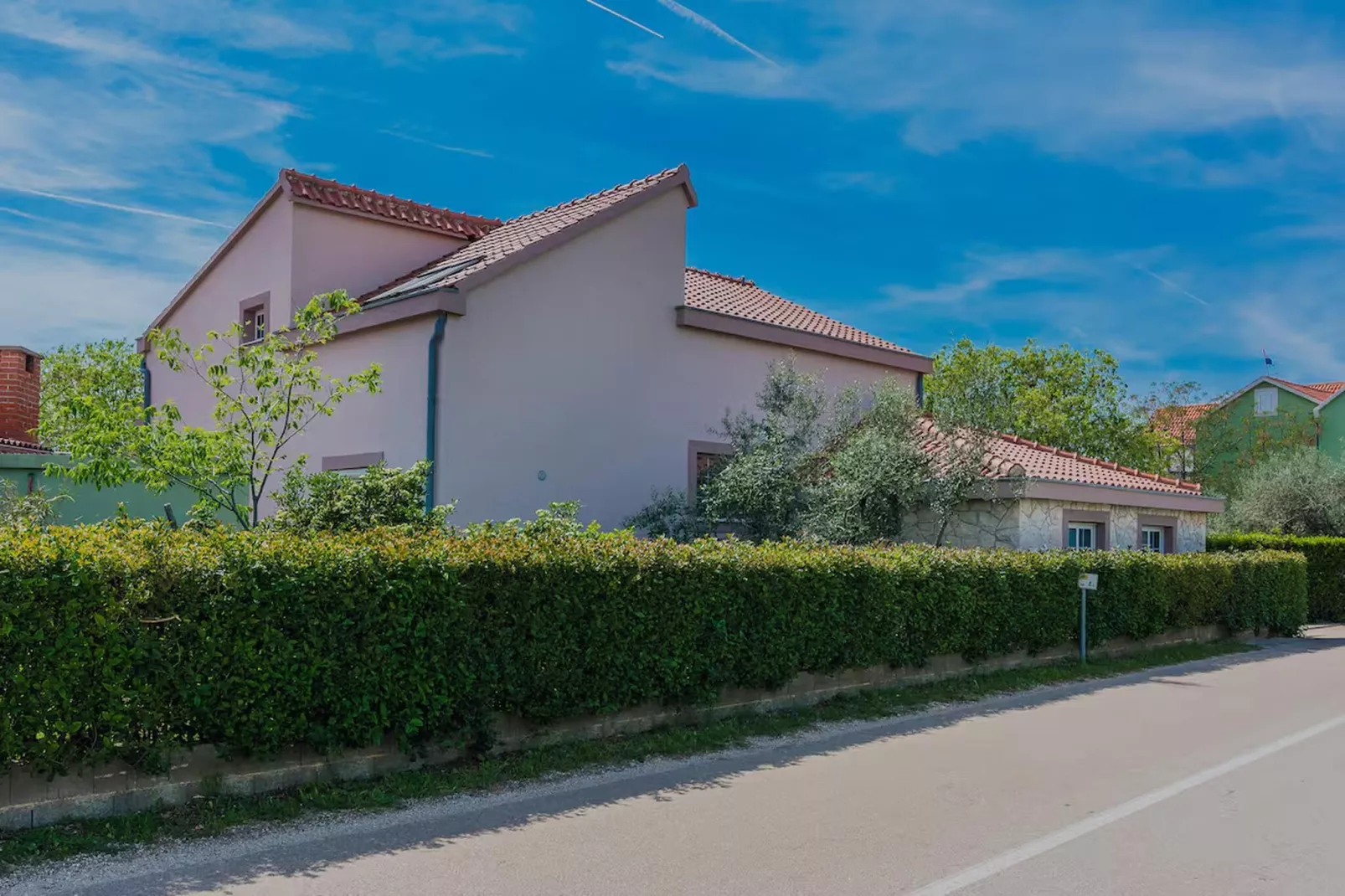 Holiday house Zupan - Buitenkant zomer