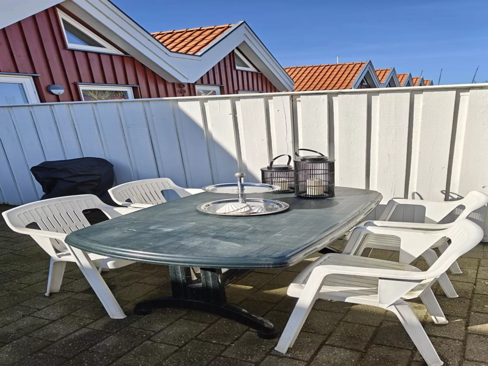 "Ake" - 10m to the fjord - Buiten