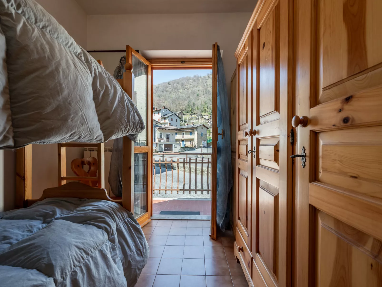 Ai piedi del Monte - Binnen