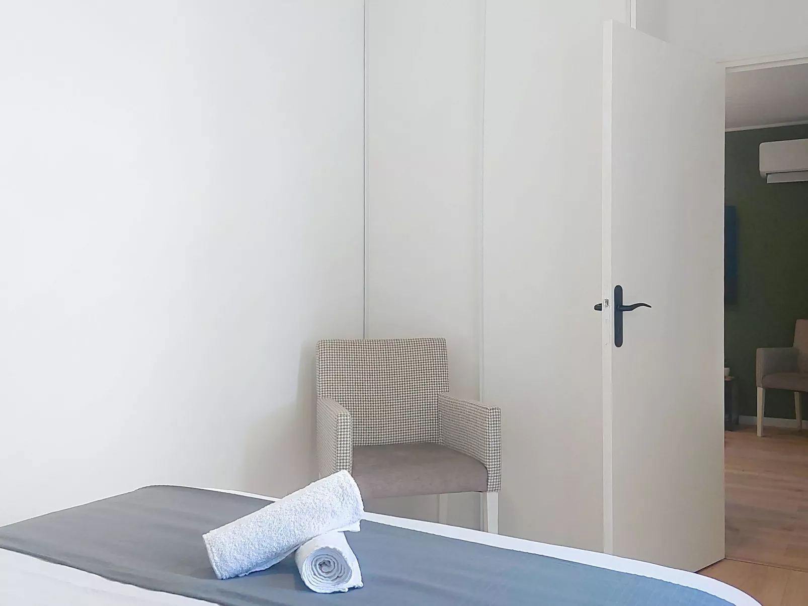 Les Cariatides 7 - Binnen